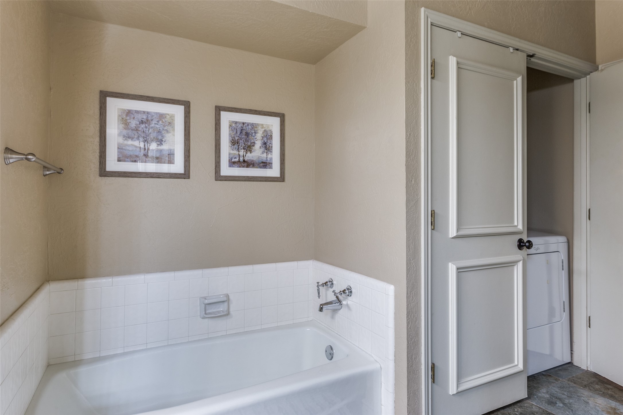 4225 Brook Tree Drive, Fort Worth, TX, 76109