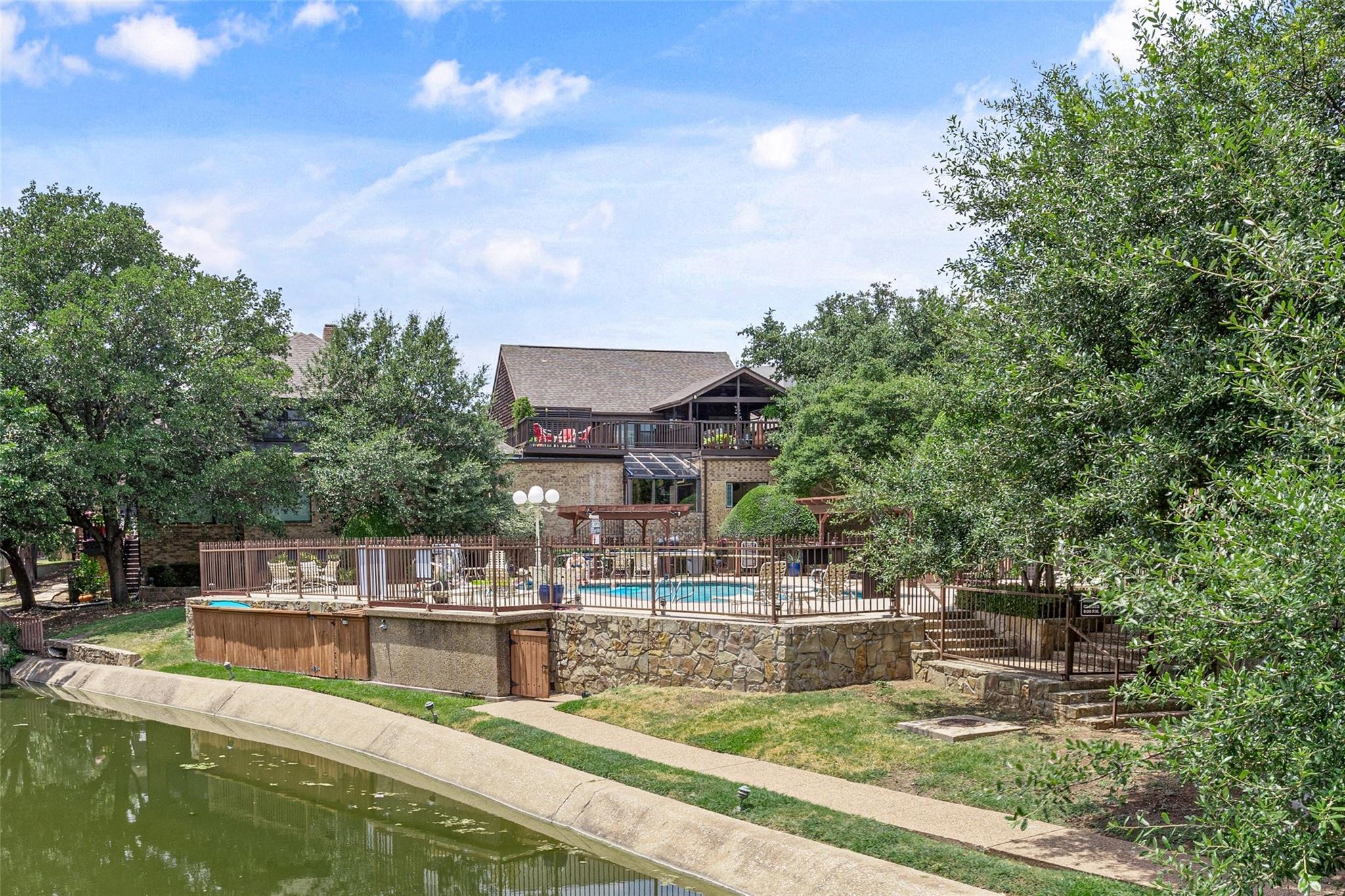 4225 Brook Tree Drive, Fort Worth, TX, 76109