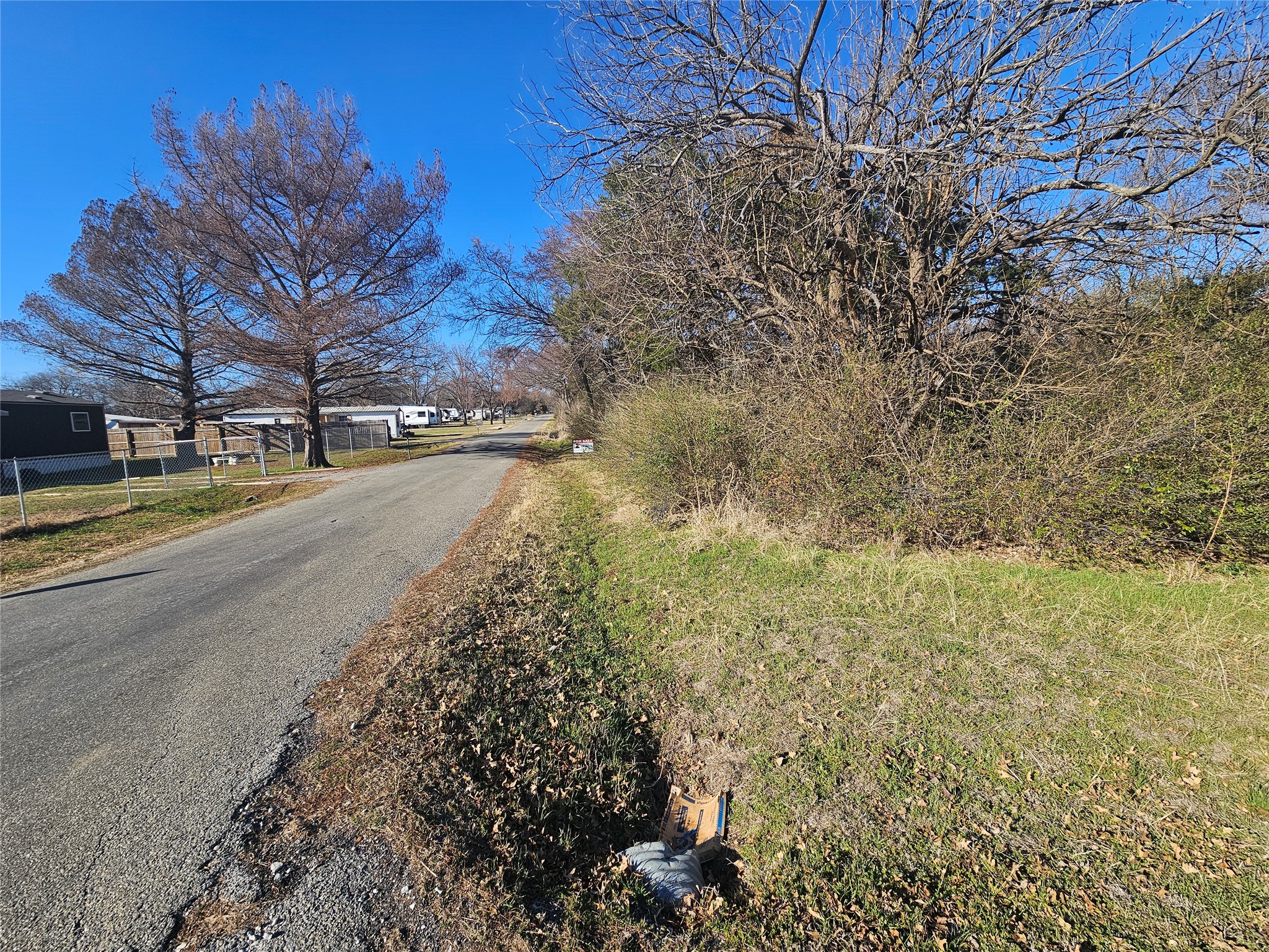 Lots 536 & 537 Choctaw Drive, Gordonville, TX, 76245