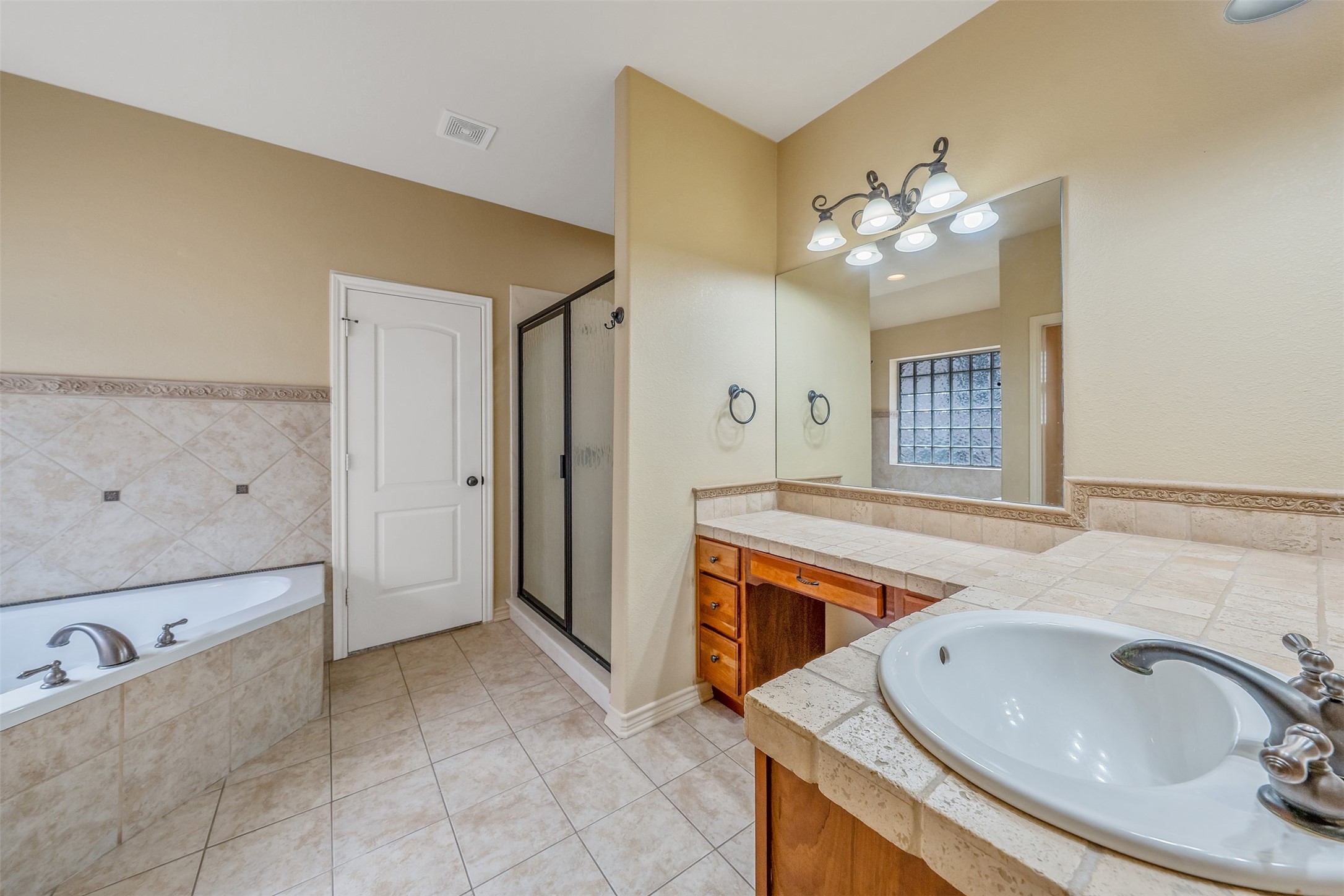 6526 Ashmore, Tyler, TX, 75703
