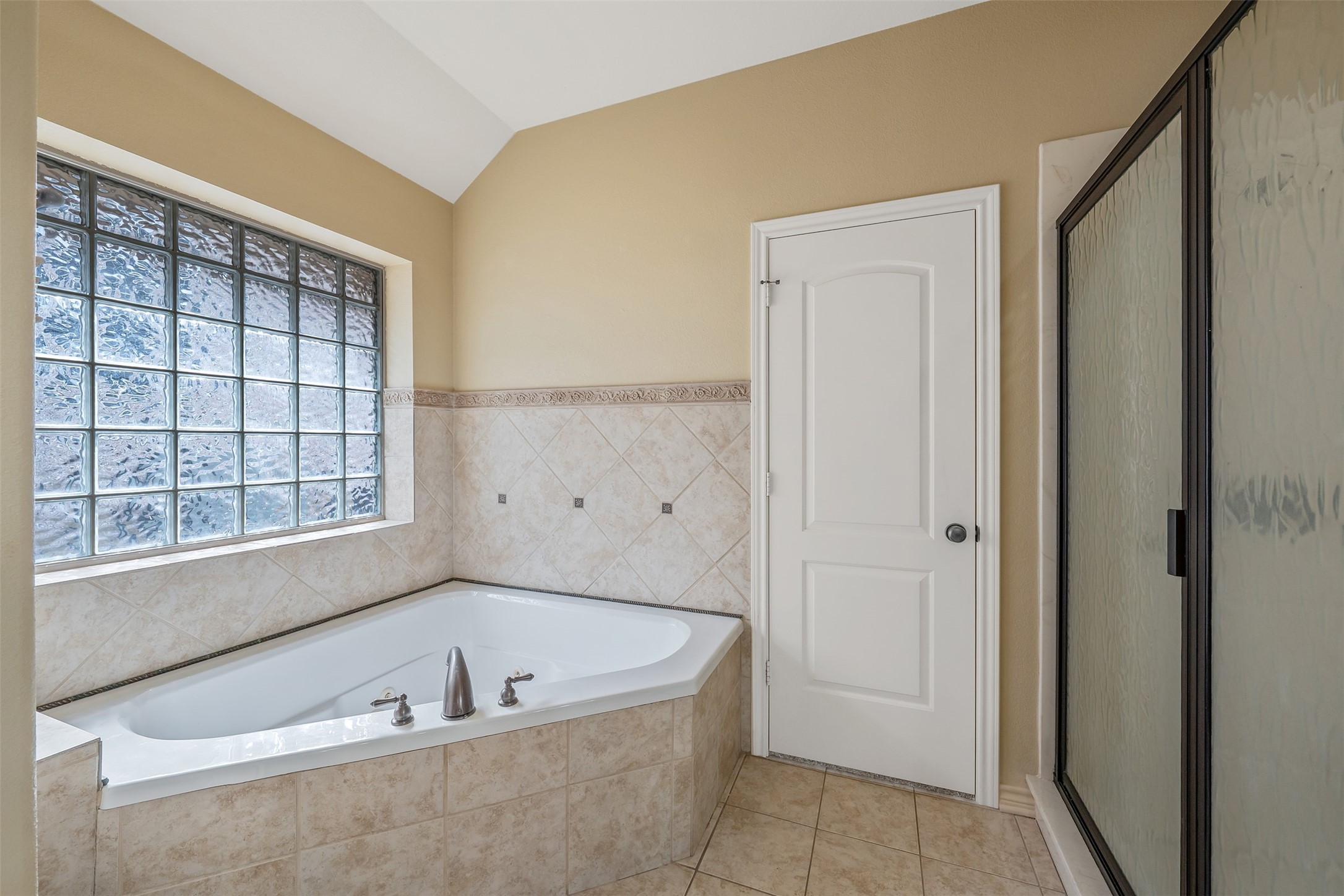 6526 Ashmore, Tyler, TX, 75703