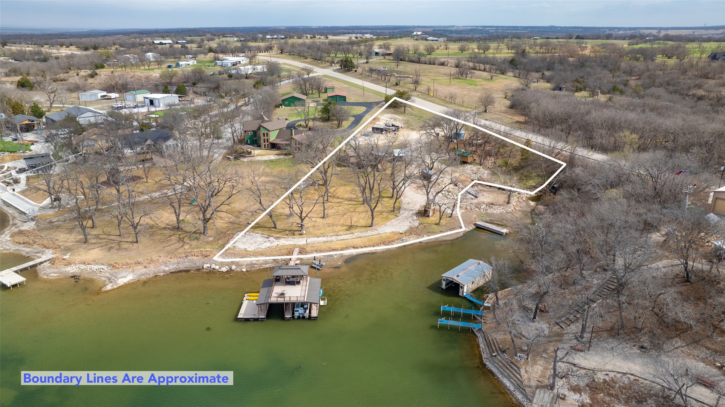 Property photo 04 of 9120 Fm 1201, Gainesville, TX 76240 | MLS #21188787