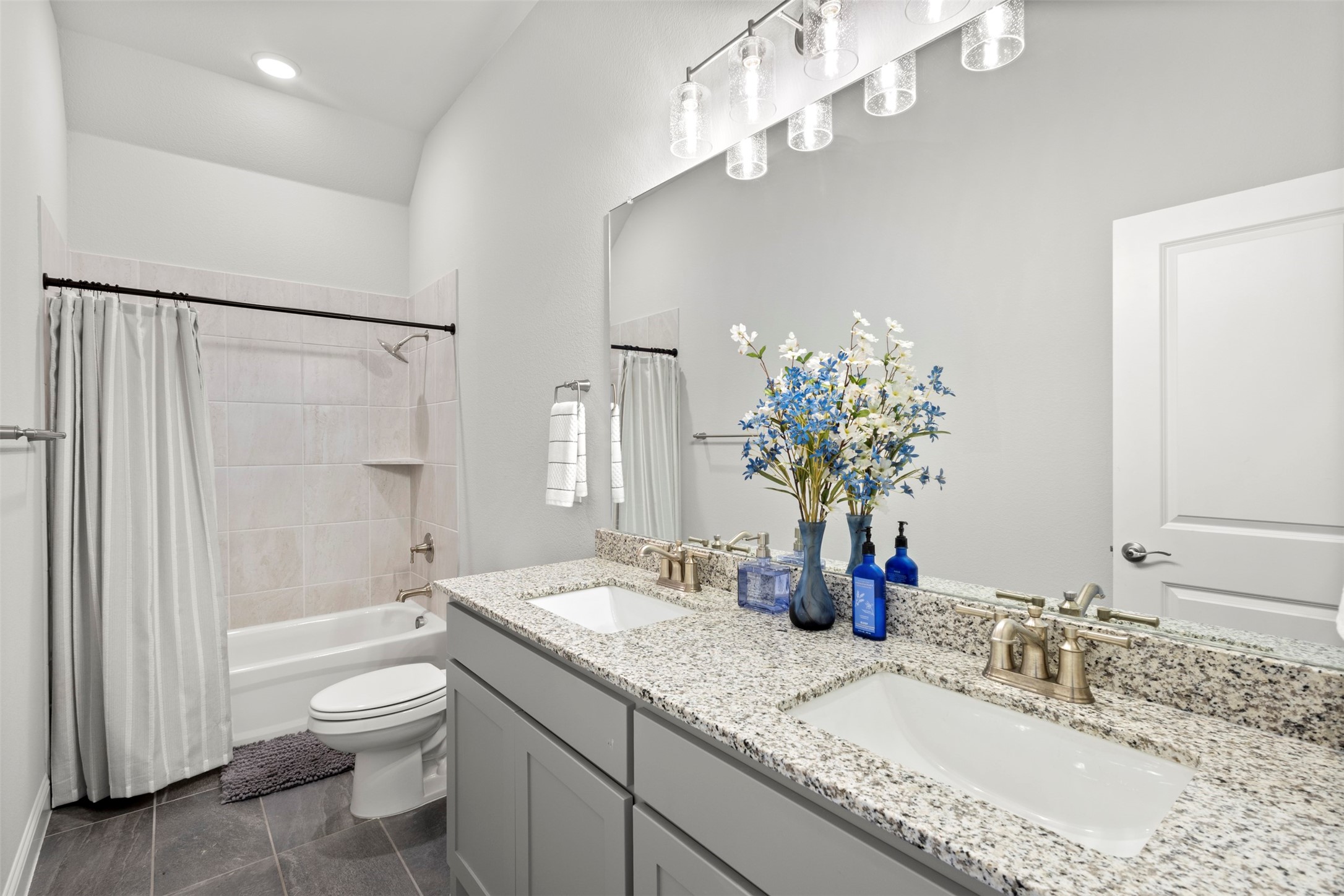 121 Muscogee Drive, Waxahachie, TX, 75165