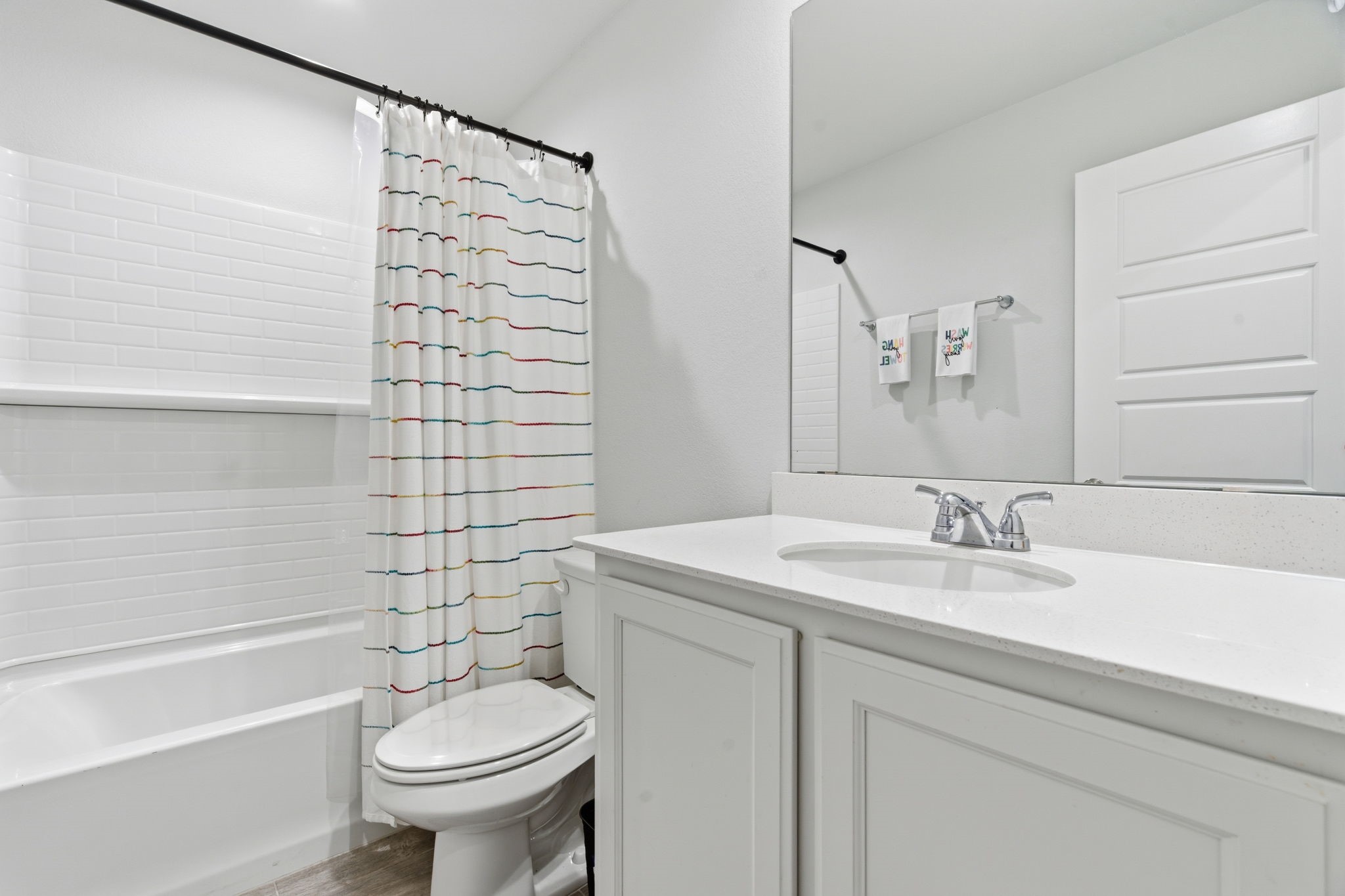 437 Falcon Way, Azle, TX, 76020