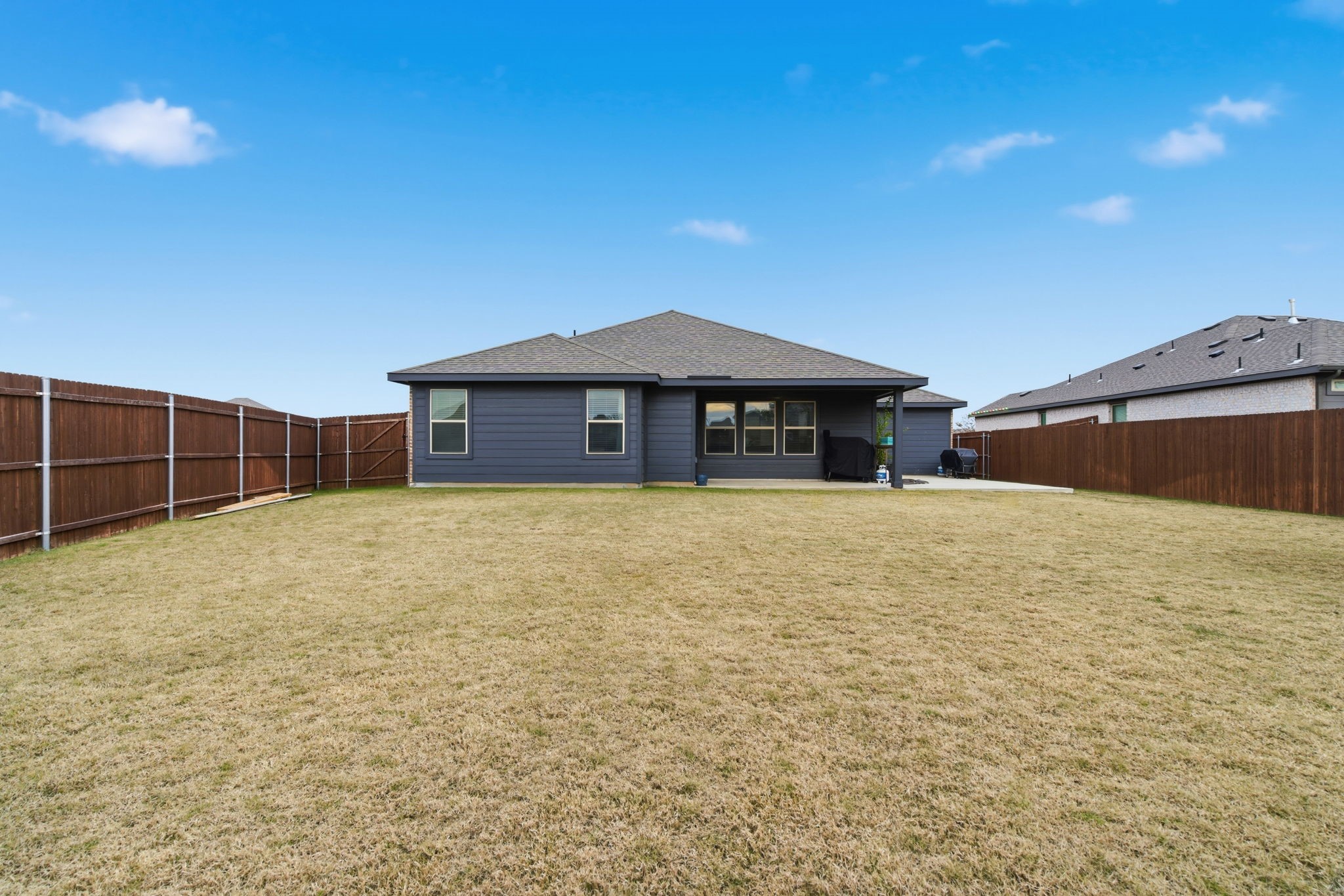 437 Falcon Way, Azle, TX, 76020