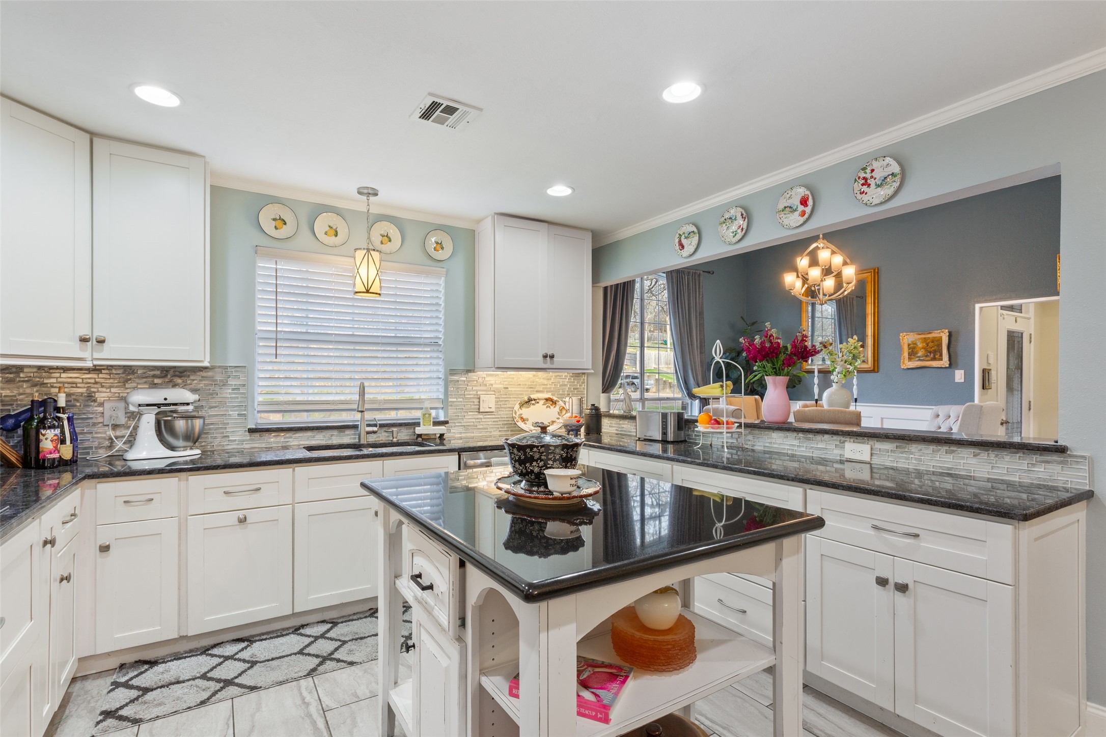 409 Shadow Mountain Drive, Woodway, TX, 76712