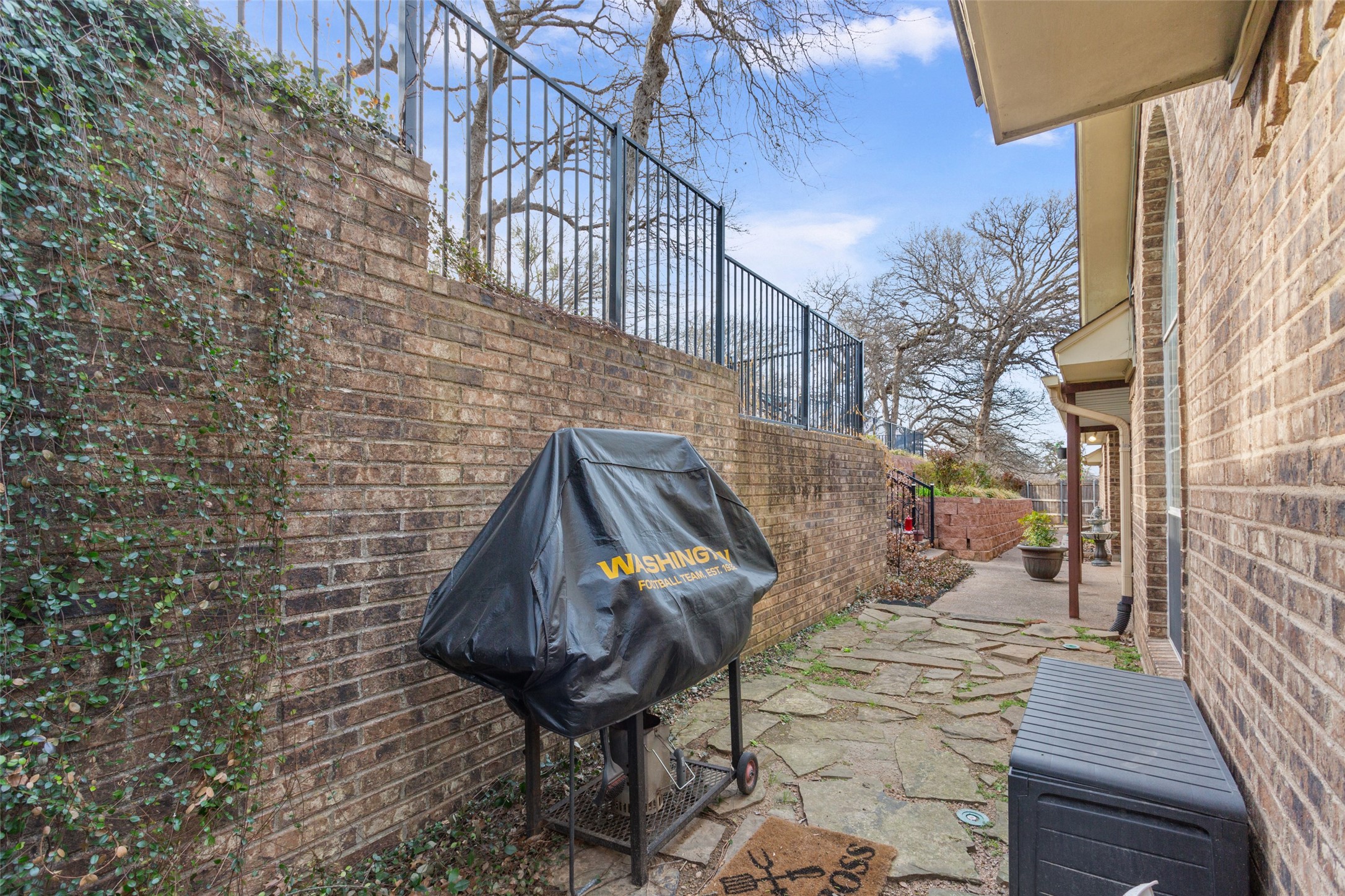409 Shadow Mountain Drive, Woodway, TX, 76712