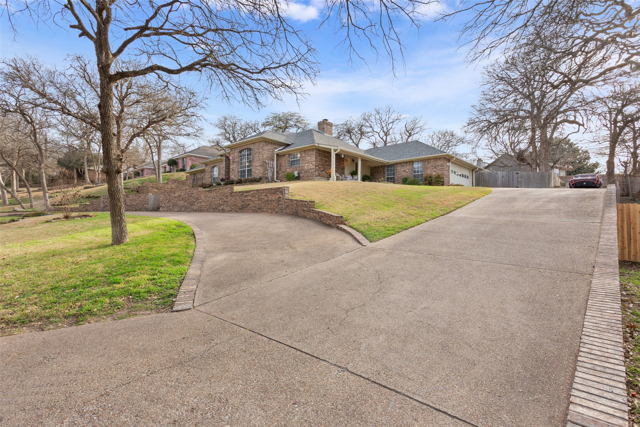 409 Shadow Mountain Drive, Woodway, TX, 76712