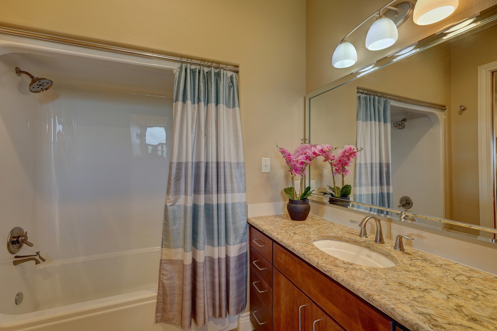 1754 Highland Drive, Whitney, TX, 76692
