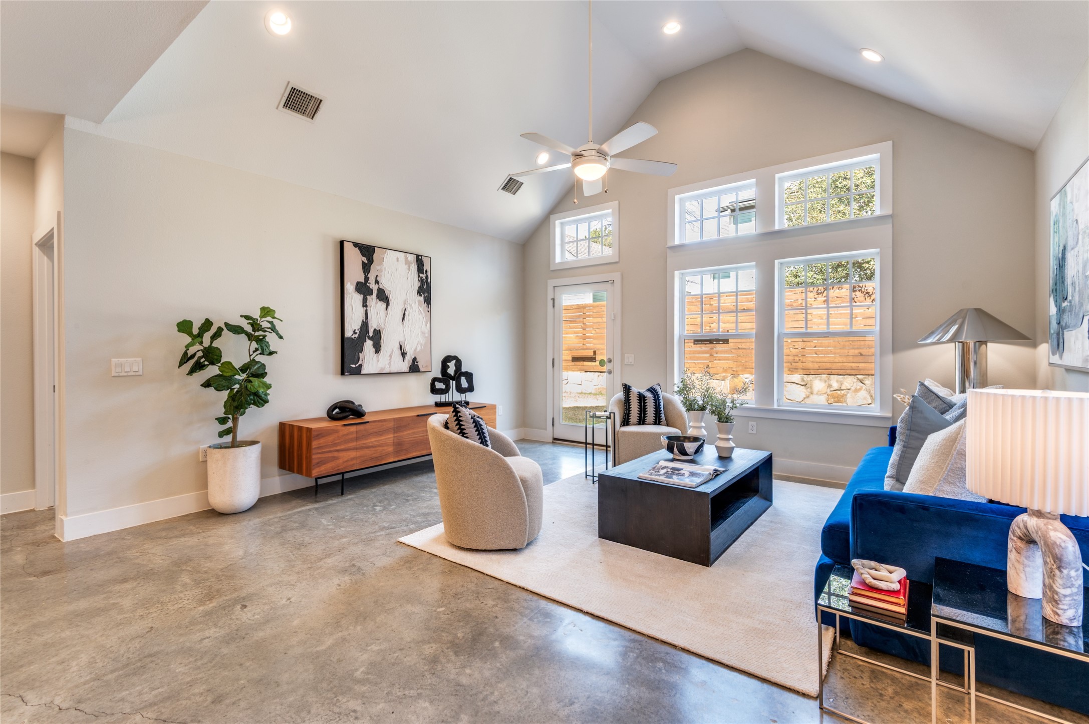 661 Bishop Heights Lane, Dallas, TX, 75208