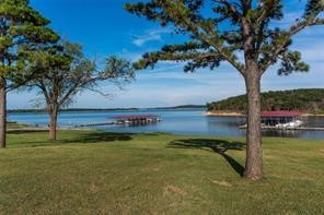 Property photo 02 of 115 Barrington Circle, Gordonville, TX 76245 | MLS #21190368