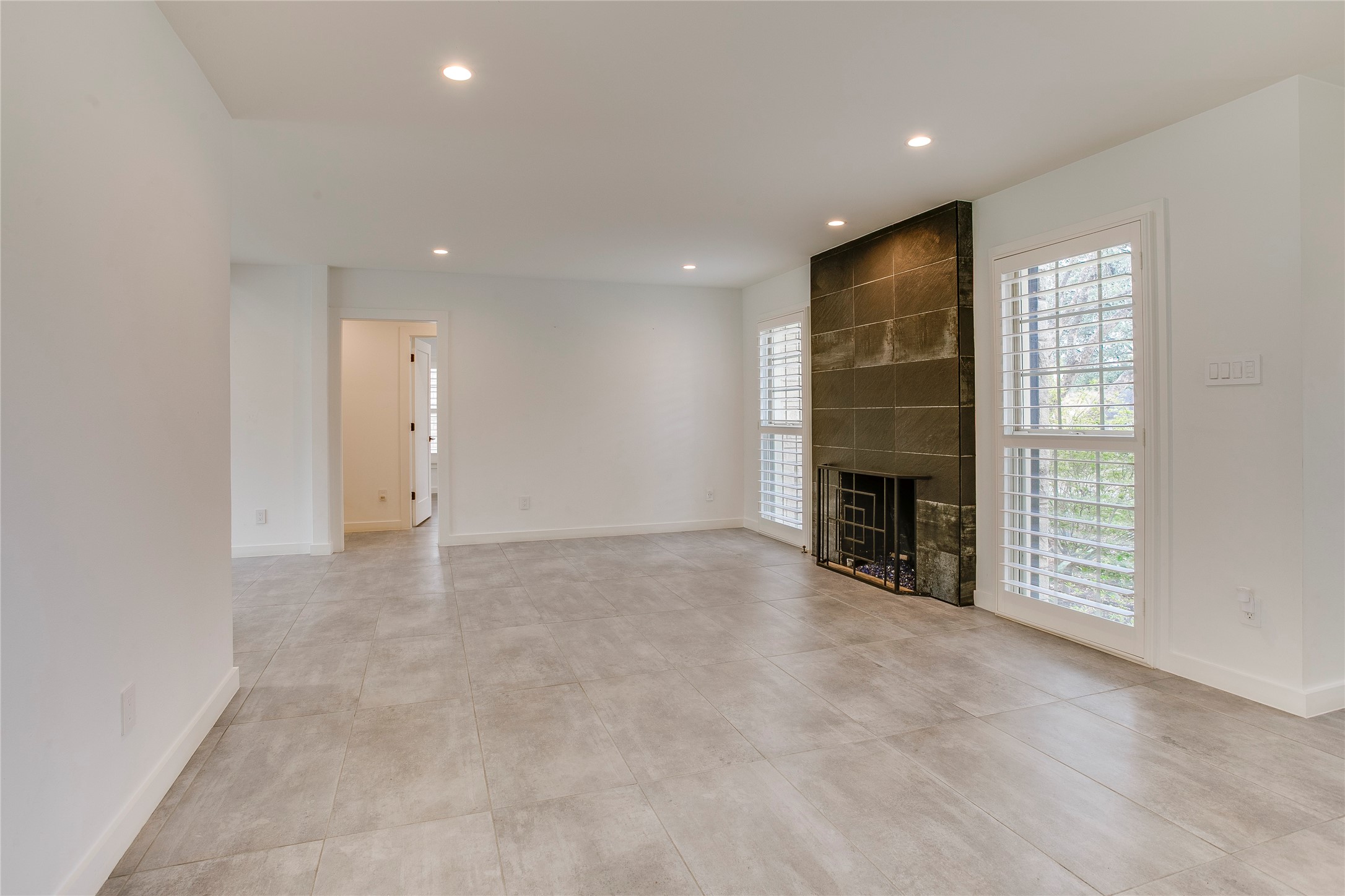 2045 Marydale Drive, Dallas, TX, 75208