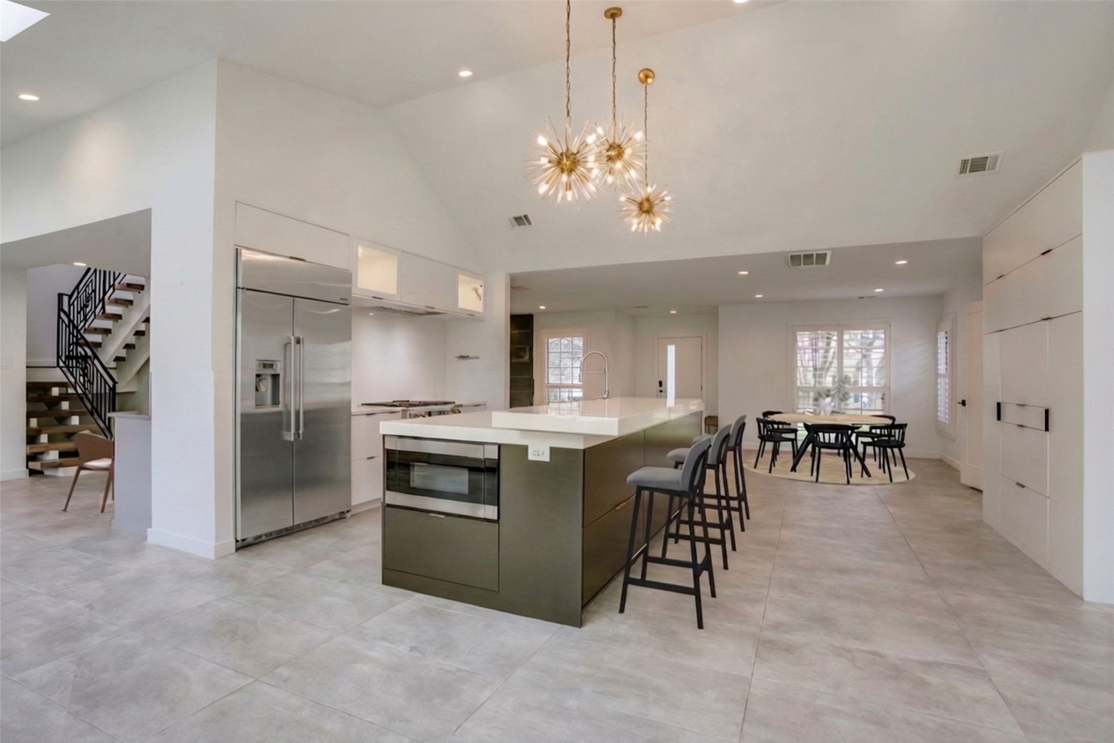 2045 Marydale Drive, Dallas, TX, 75208