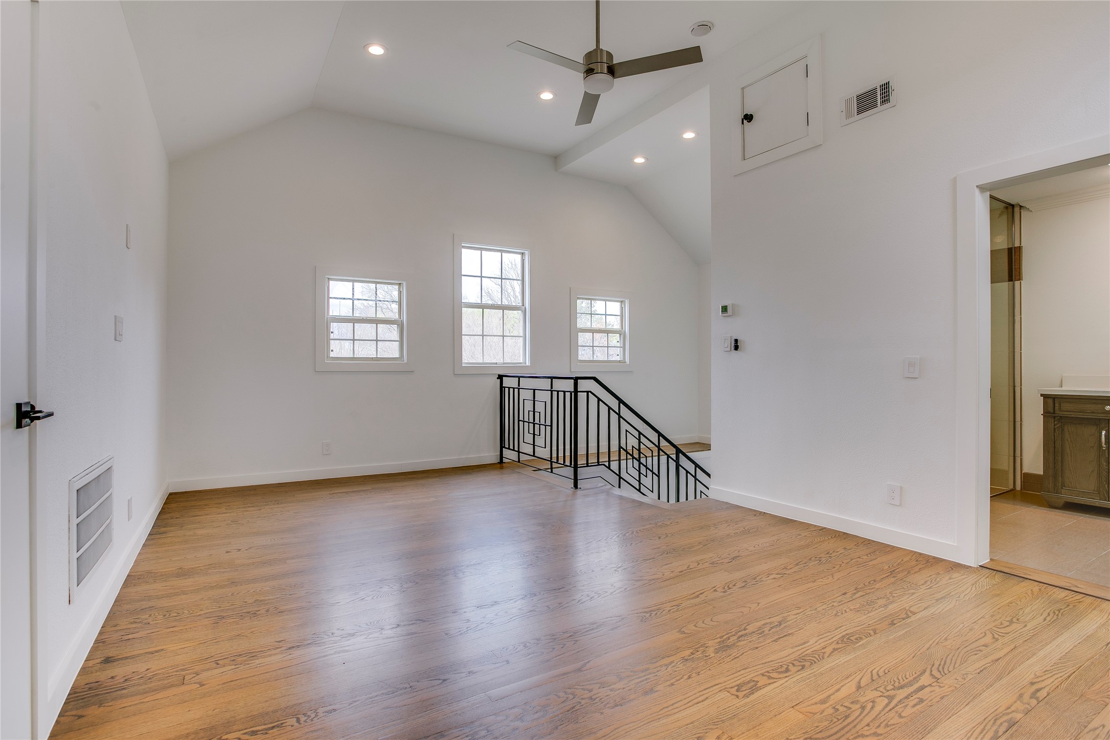 2045 Marydale Drive, Dallas, TX, 75208