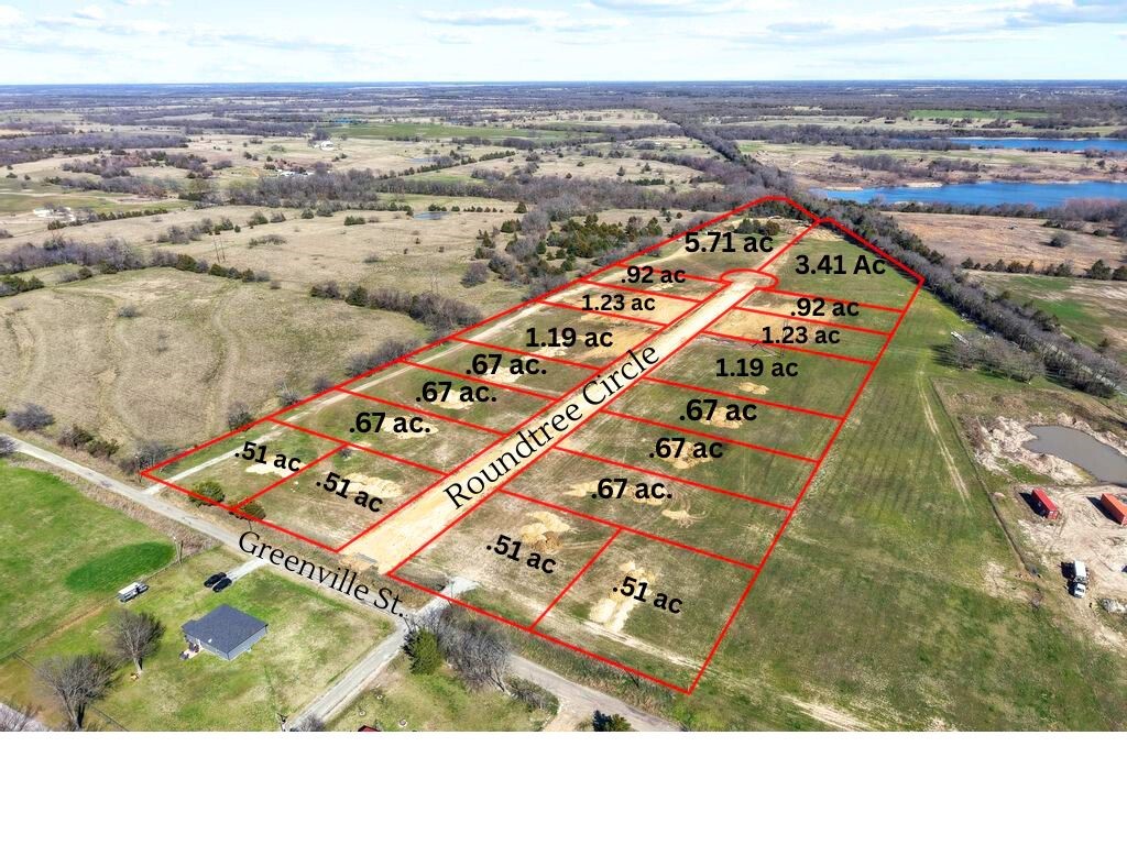 385 Roundtree Circle, Wolfe City, TX, 75496