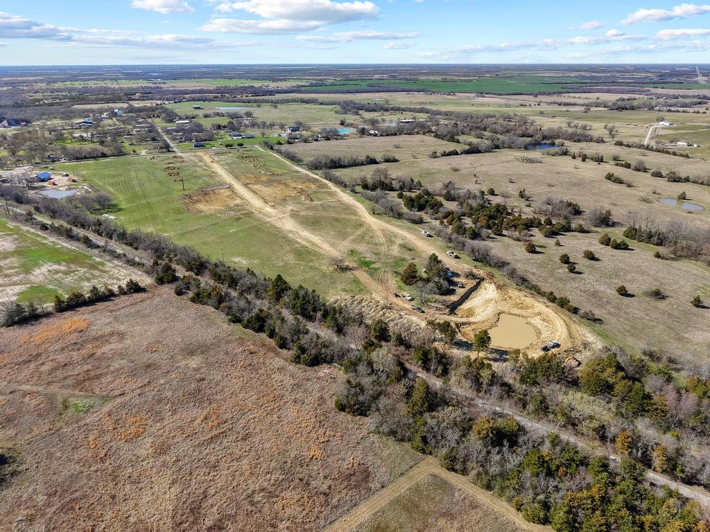 385 Roundtree Circle, Wolfe City, TX, 75496