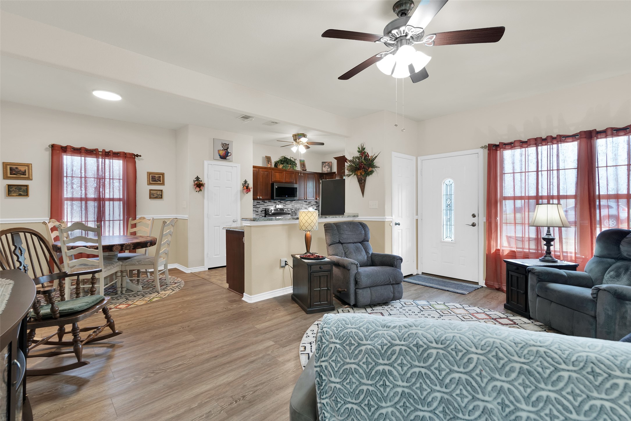201 E Walker Street, Denison, TX, 75021