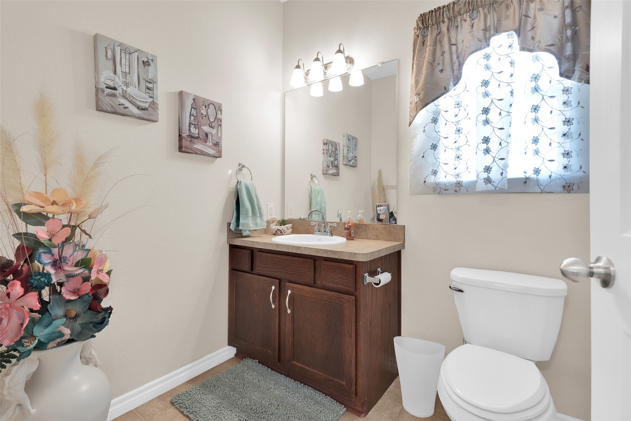 201 E Walker Street, Denison, TX, 75021