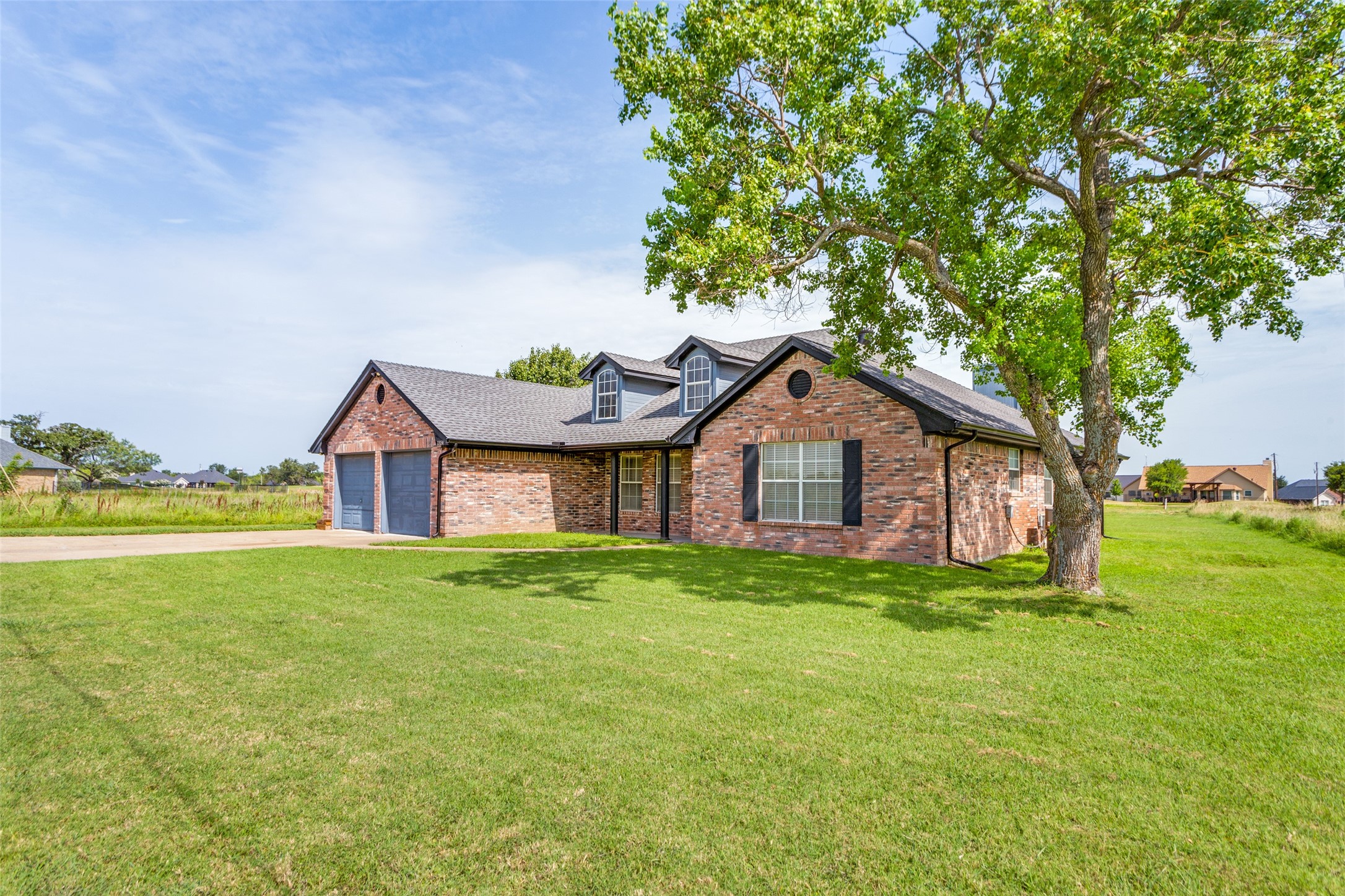 22034 Raintree, Whitney, TX, 76692