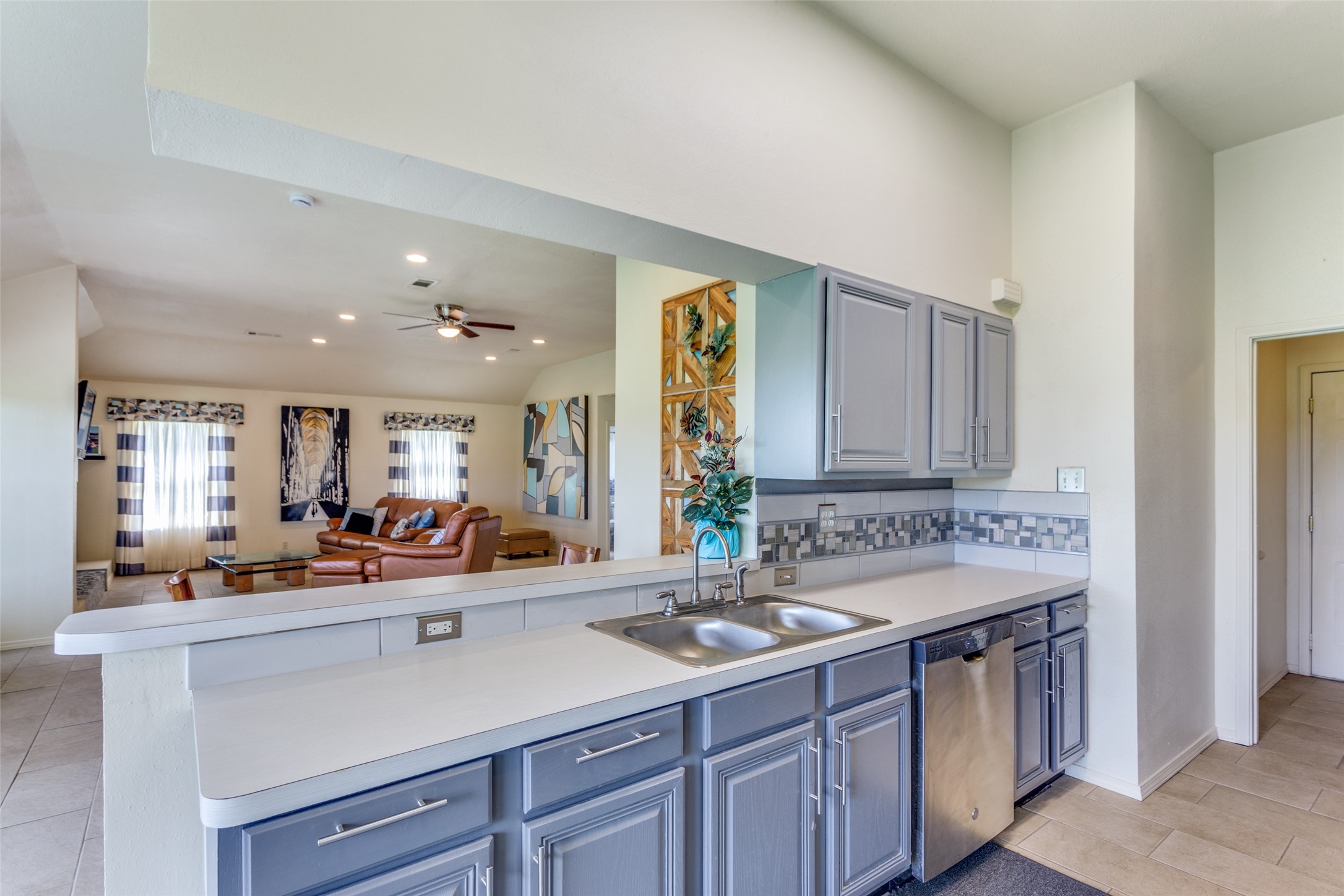 22034 Raintree, Whitney, TX, 76692