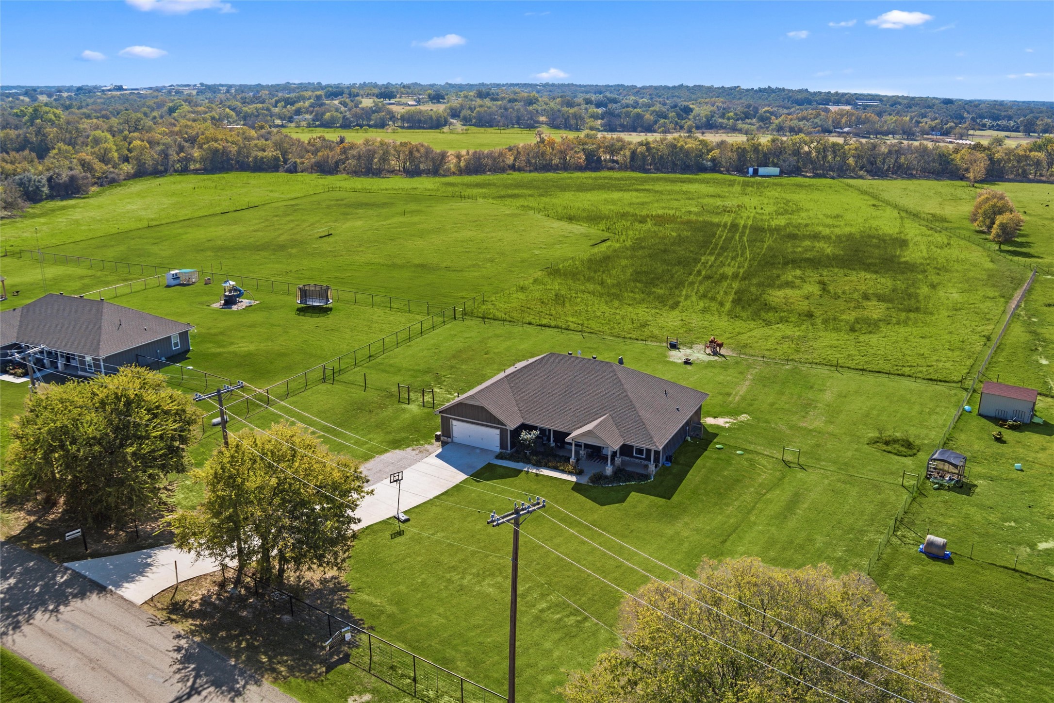 405 Advance Road, Weatherford, TX, 76088