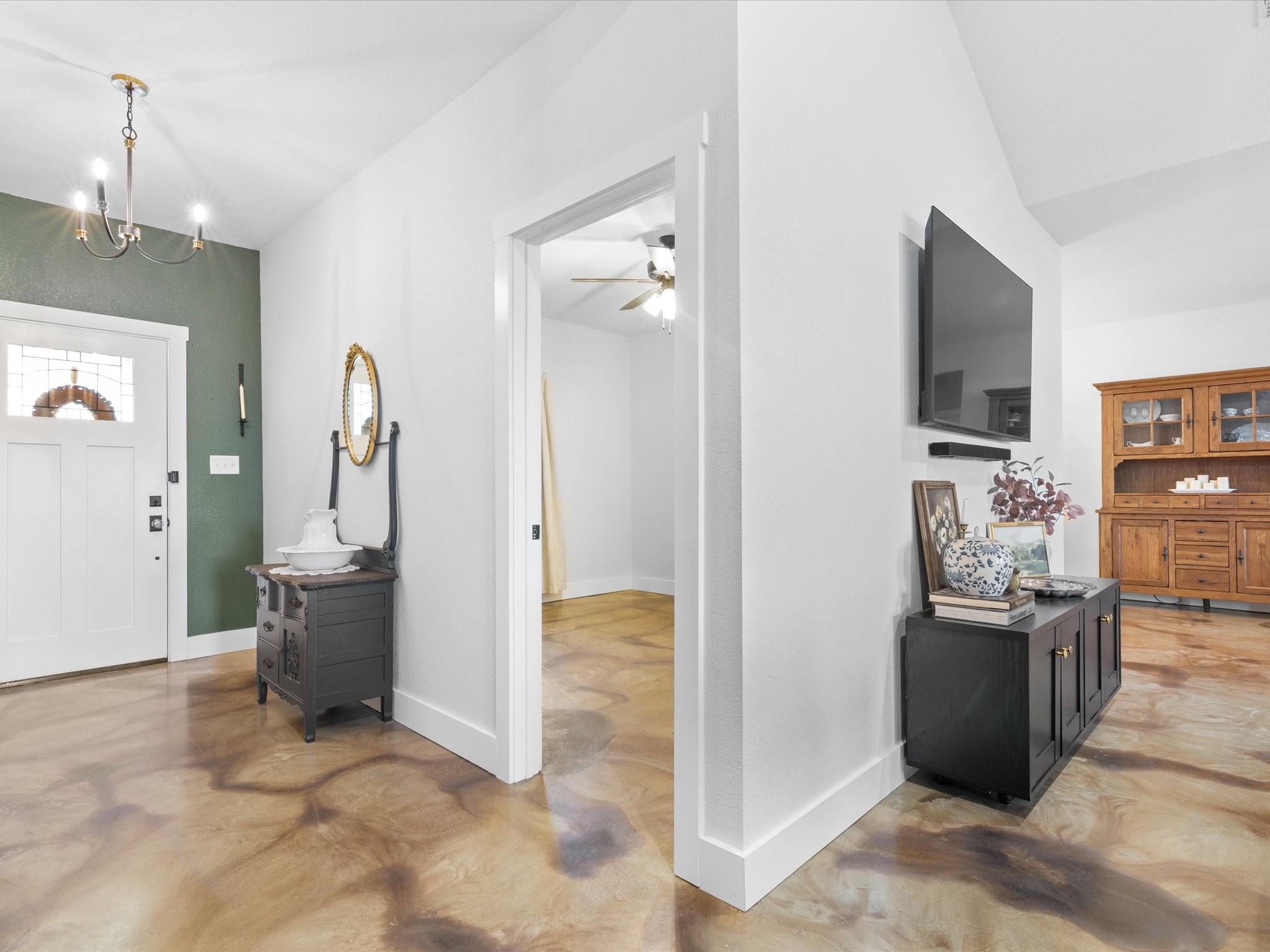 405 Advance Road, Weatherford, TX, 76088