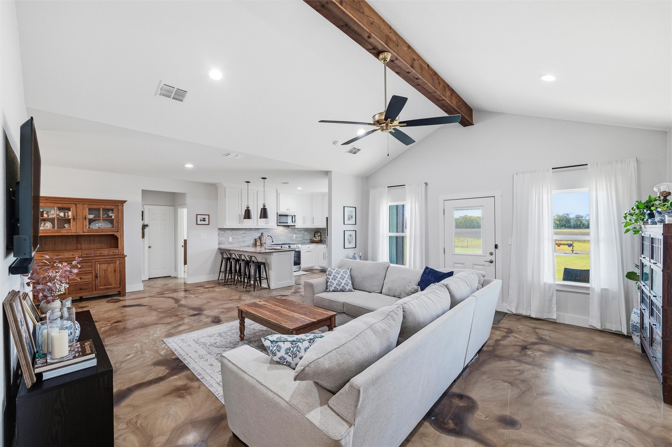 405 Advance Road, Weatherford, TX, 76088