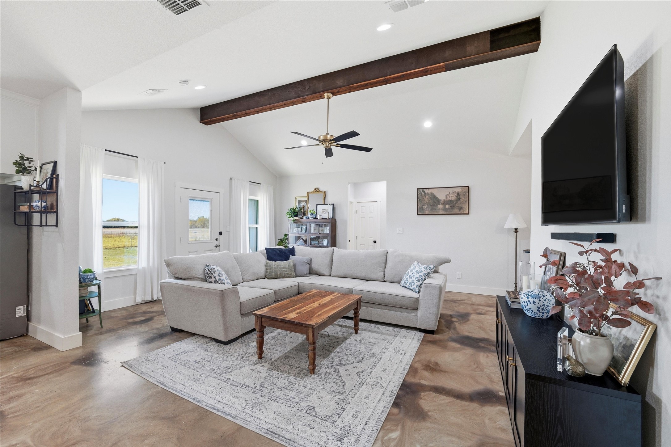 405 Advance Road, Weatherford, TX, 76088
