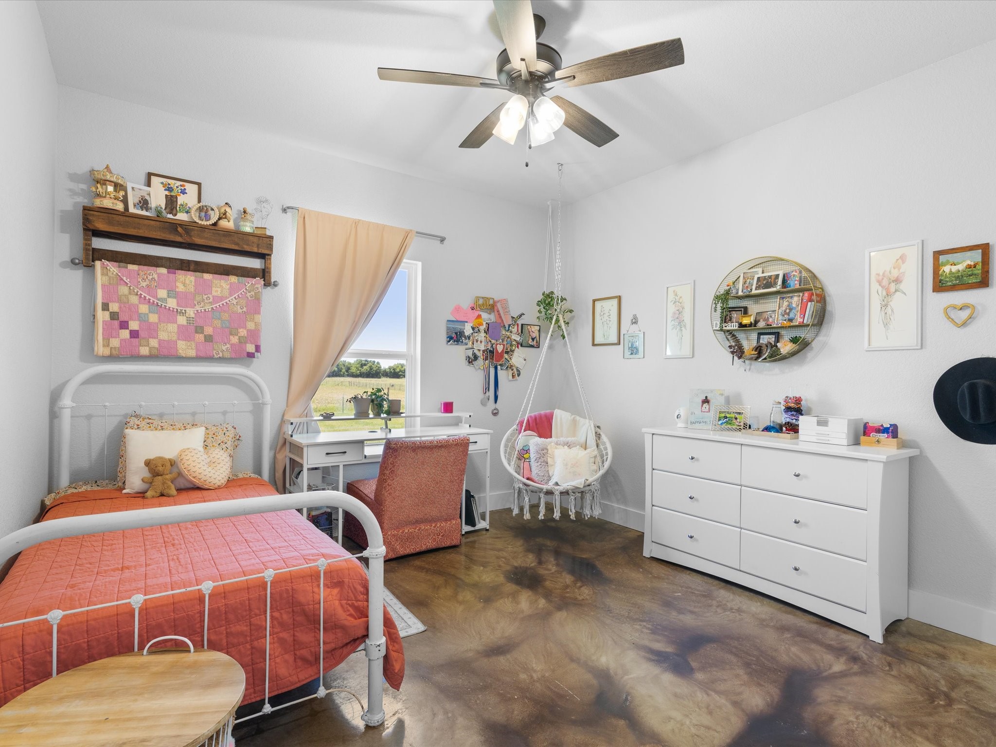 405 Advance Road, Weatherford, TX, 76088