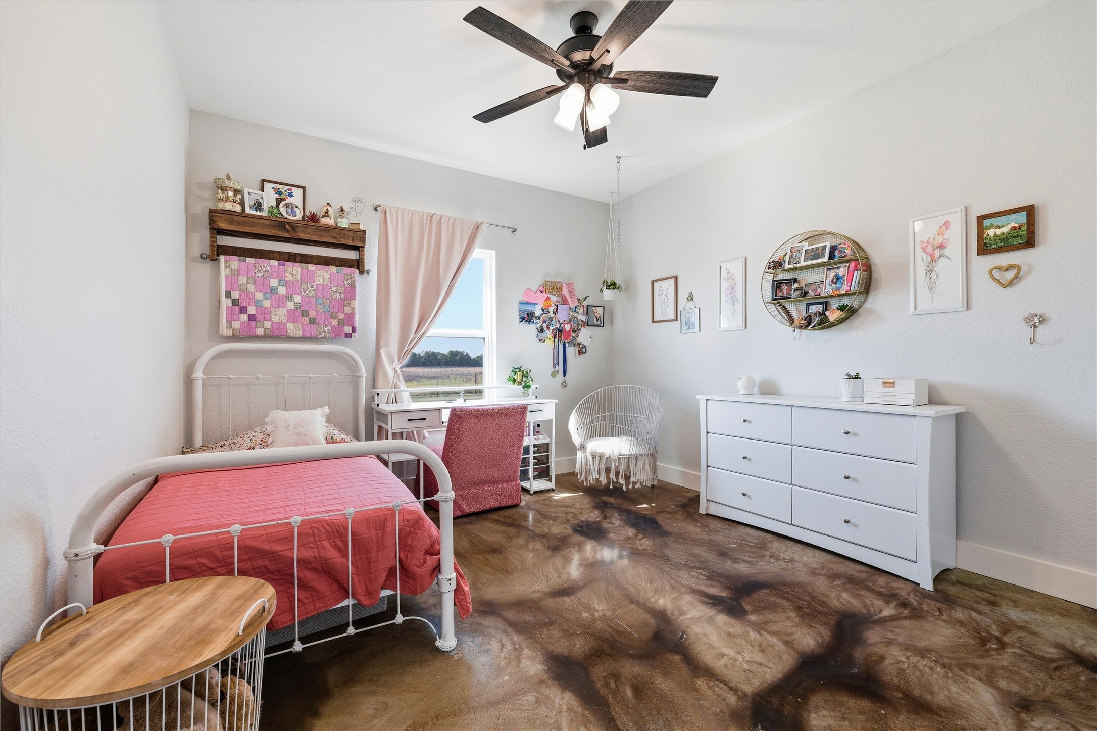 405 Advance Road, Weatherford, TX, 76088