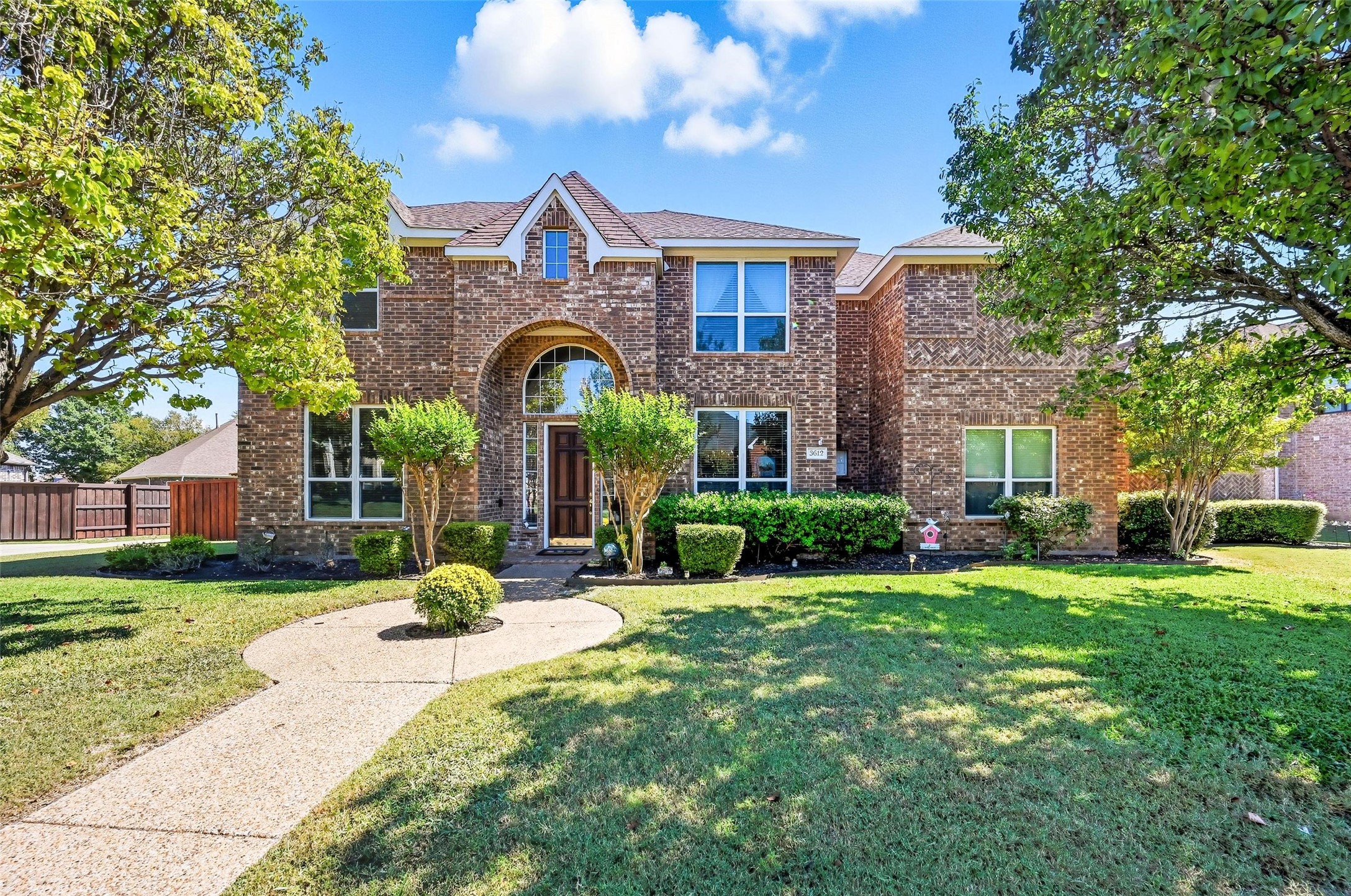 Property photo 01 of 3612 Trailview Drive, Plano, TX 75074 | MLS #21191904