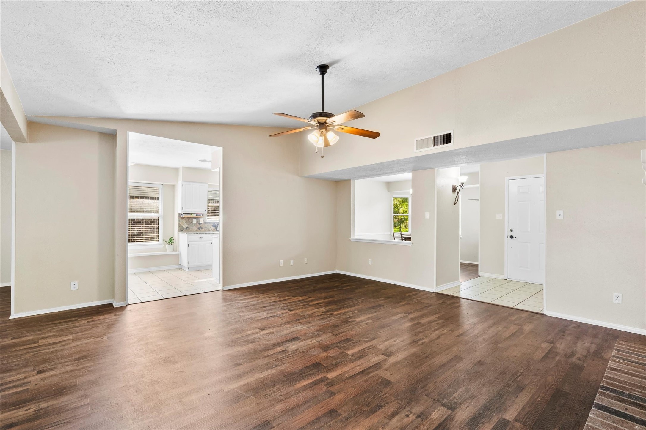 9212 Shipman Street, Rowlett, TX, 75088