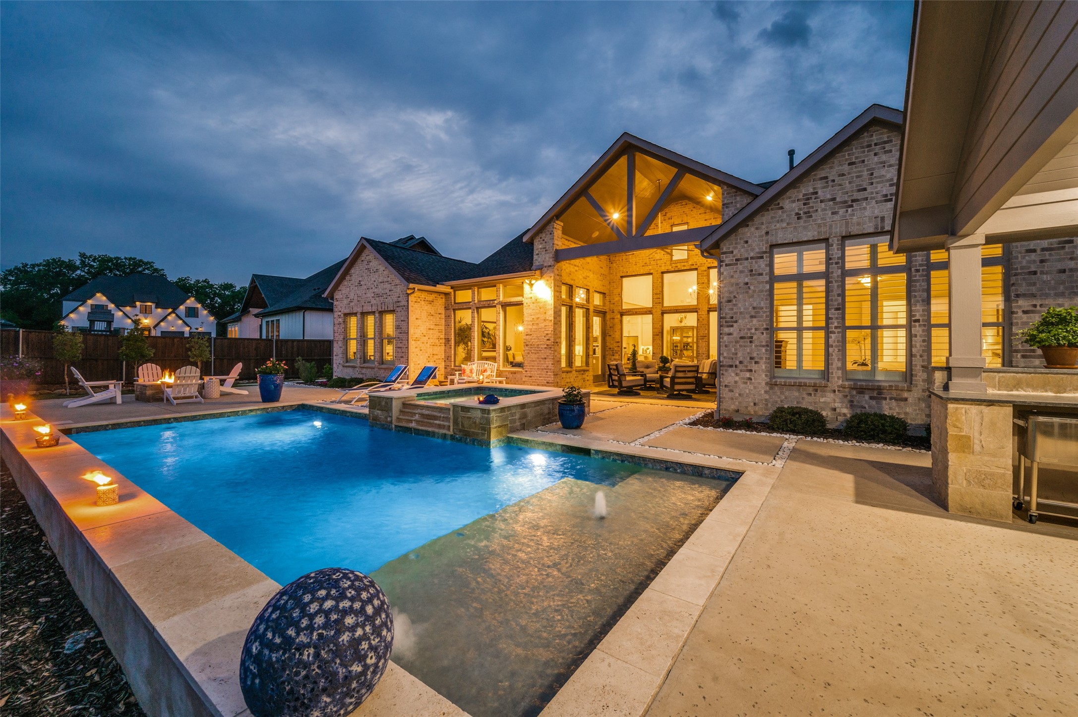 Property photo 01 of 404 Travelers Terrace, Argyle, TX 76226 | MLS #21192330