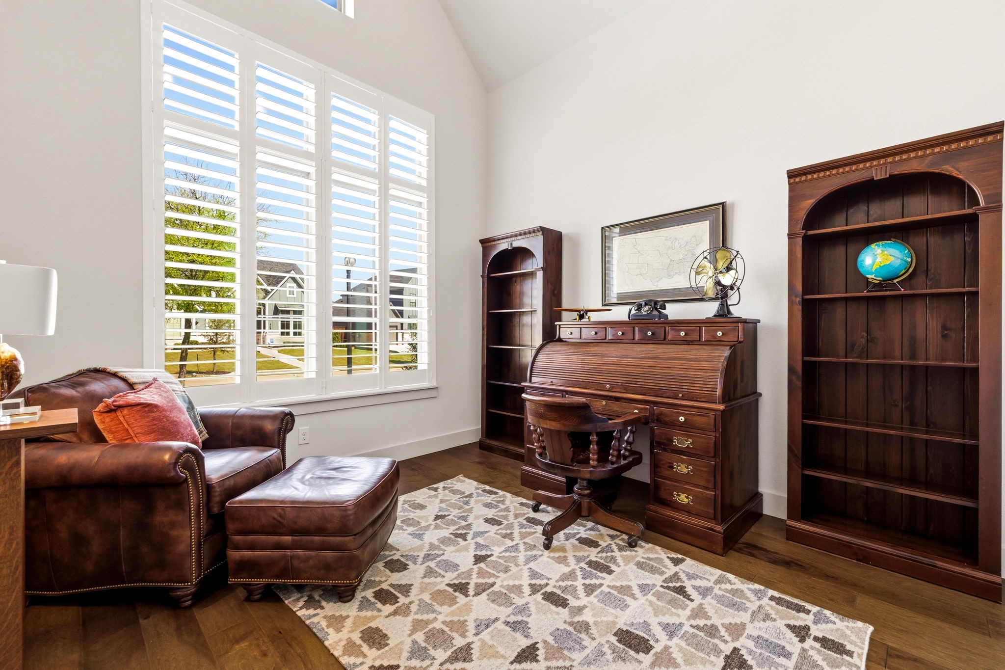Property photo 04 of 404 Travelers Terrace, Argyle, TX 76226 | MLS #21192330