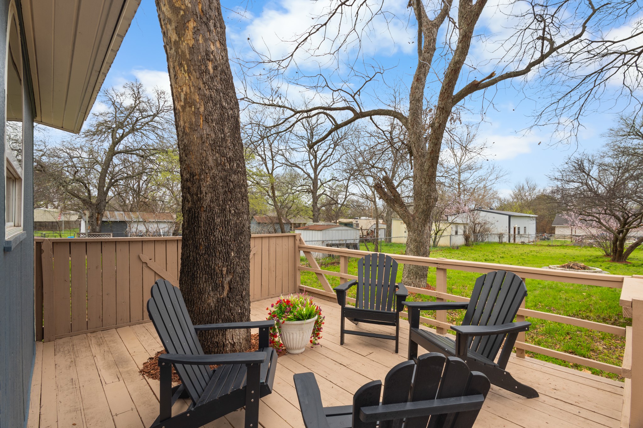 513 W Lamar Street, Alvord, TX, 76225