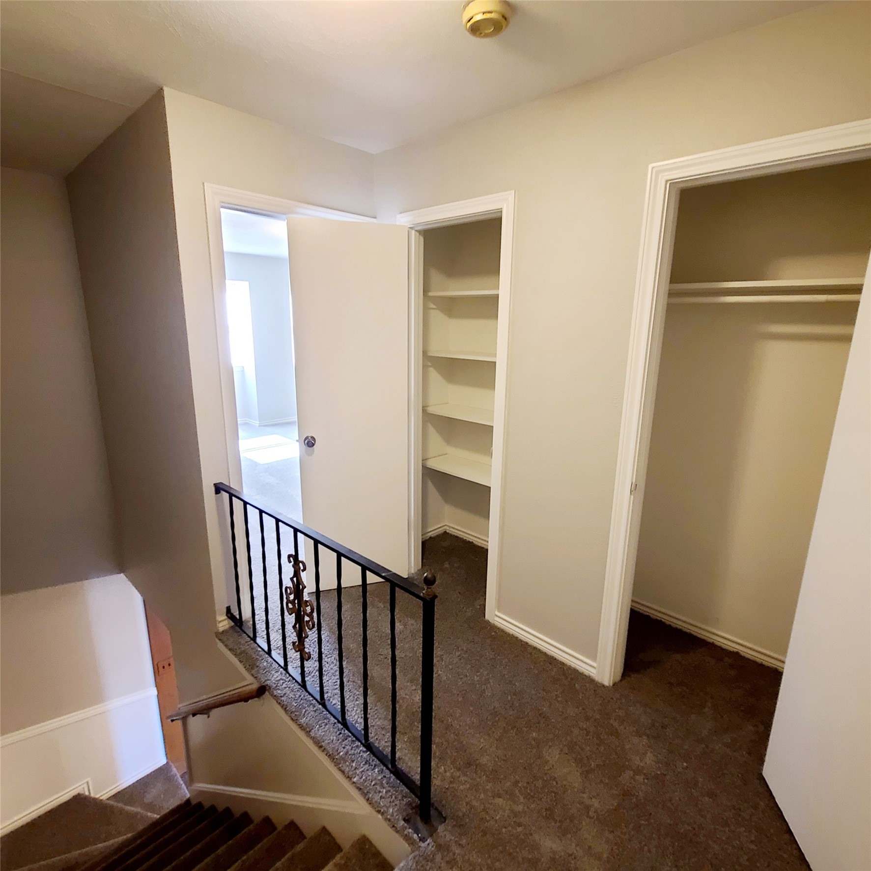 11352 QUAIL RUN Street, Dallas, TX, 75238