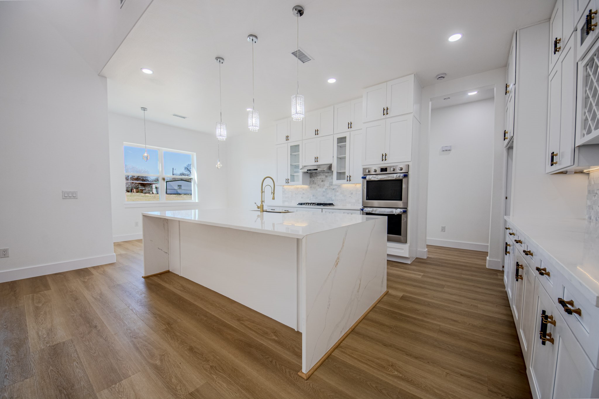 1001 Henry Way, Springtown, TX, 76082