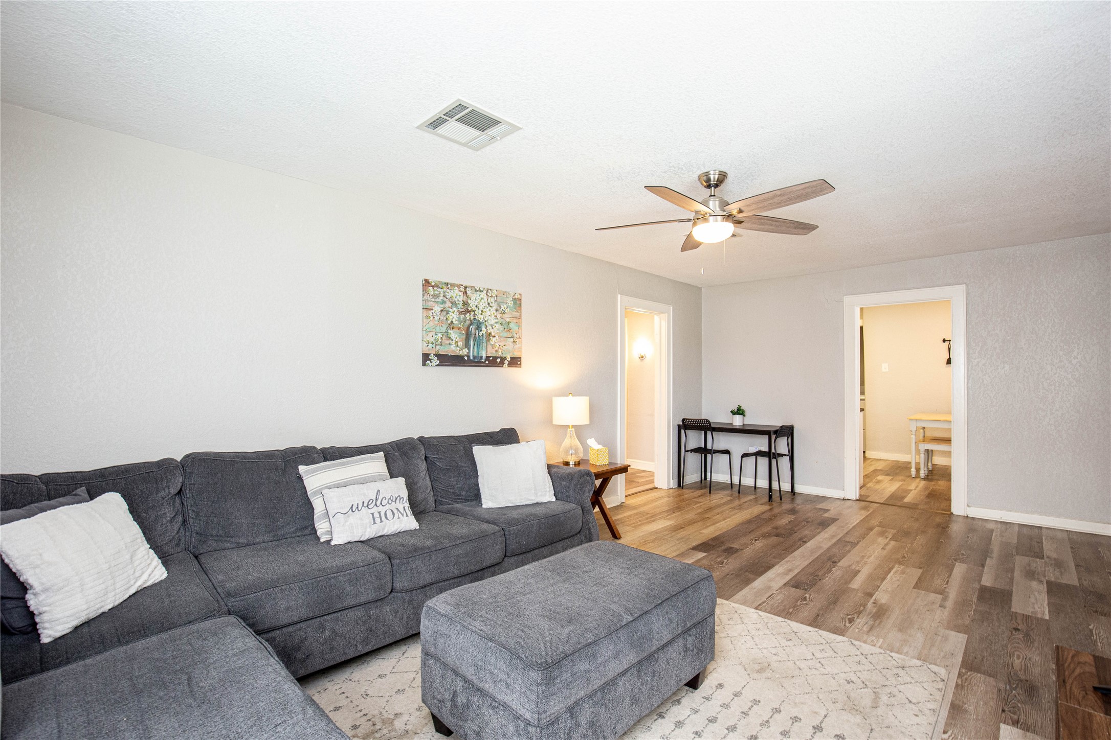 Property photo 04 of 1108 N 28th Street, Waco, TX 76707 | MLS #21193689