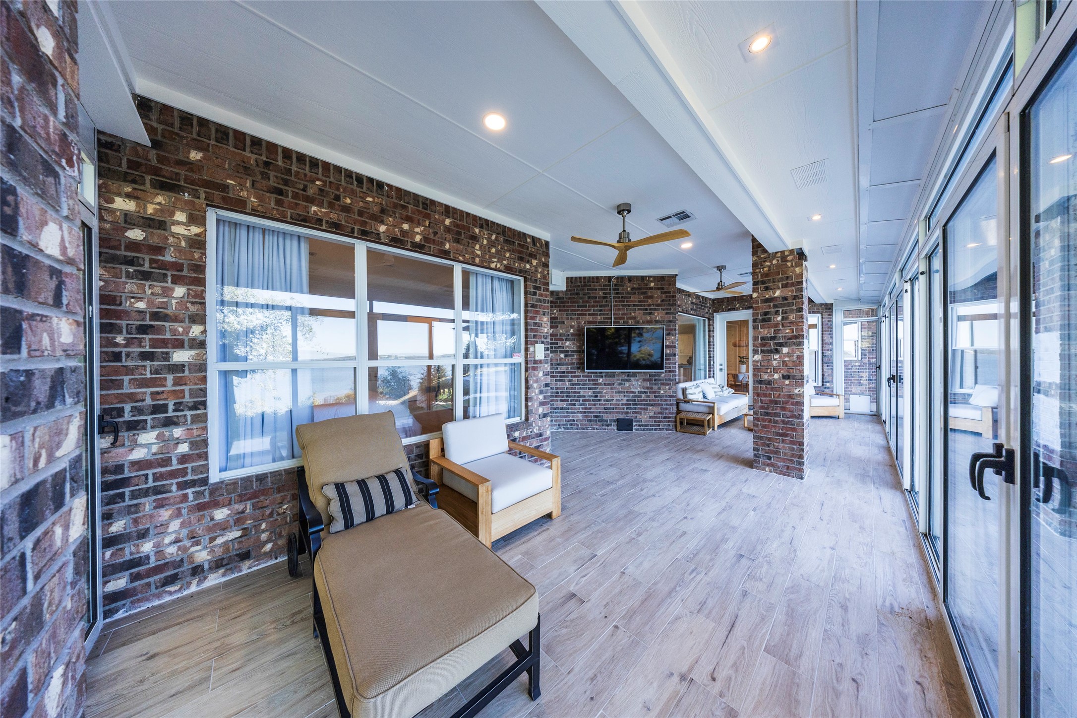 1190 Emerald Sound Boulevard, Oak Point, TX, 75068