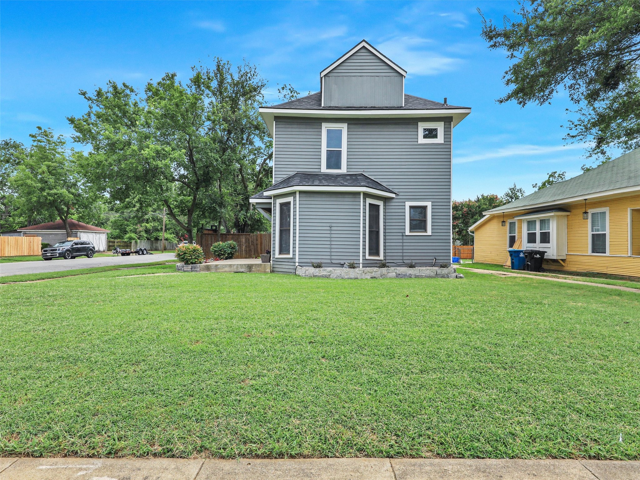 1200 W Walker Street, Denison, TX, 75020