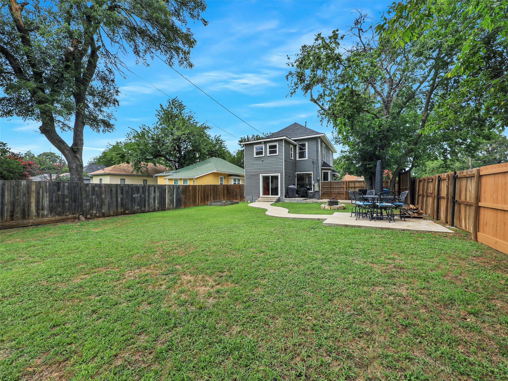 1200 W Walker Street, Denison, TX, 75020