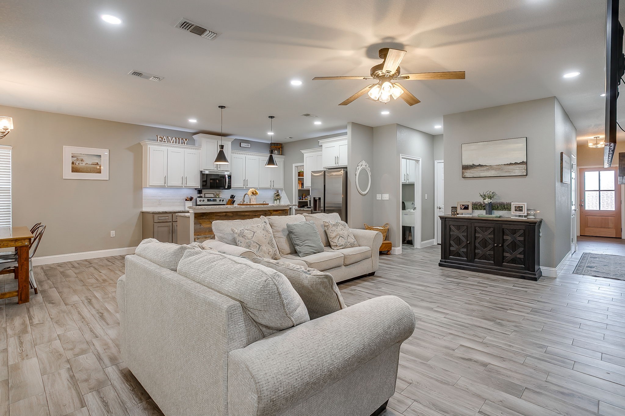 409 Titus Drive, Springtown, TX, 76082