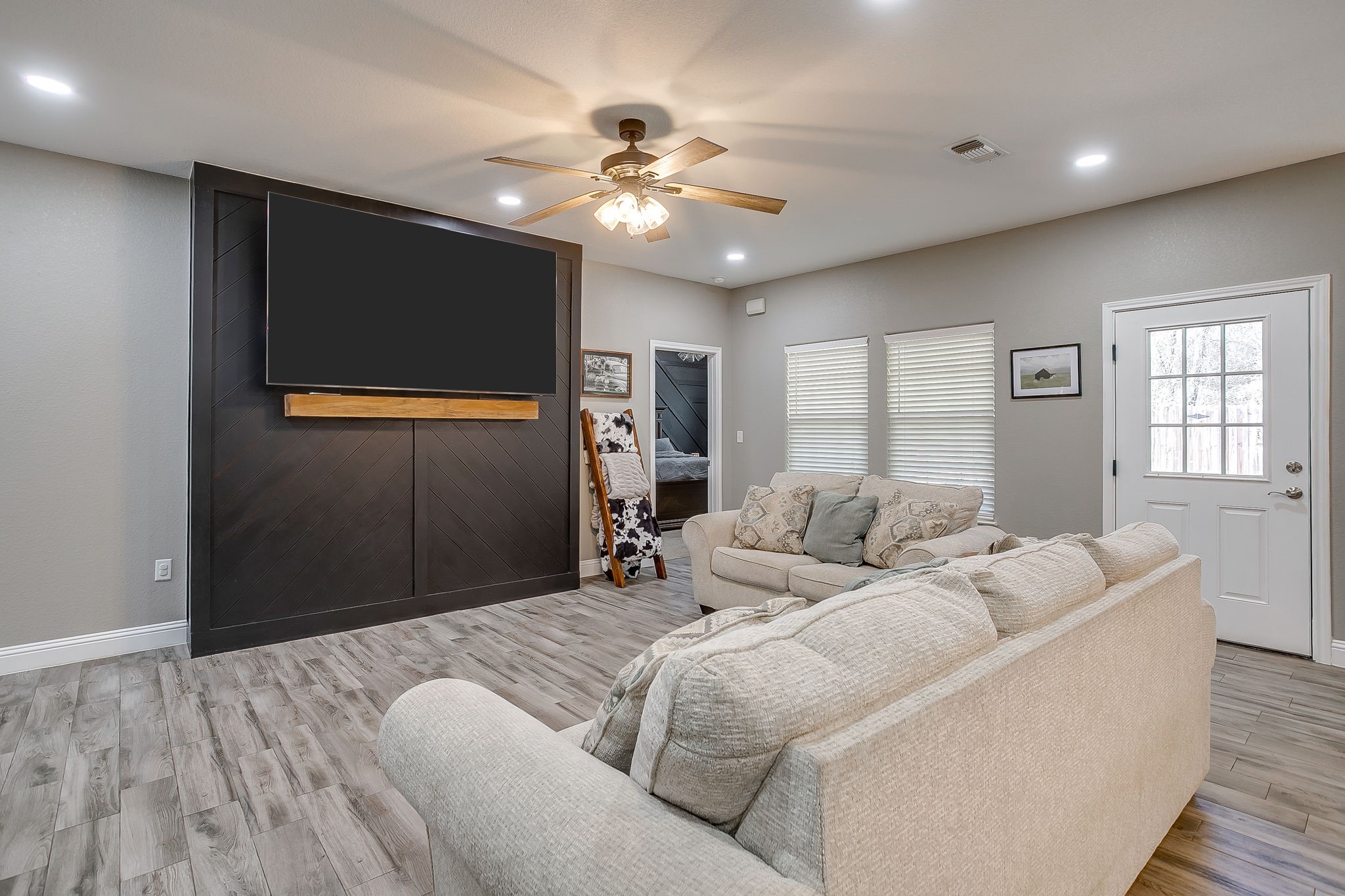 409 Titus Drive, Springtown, TX, 76082
