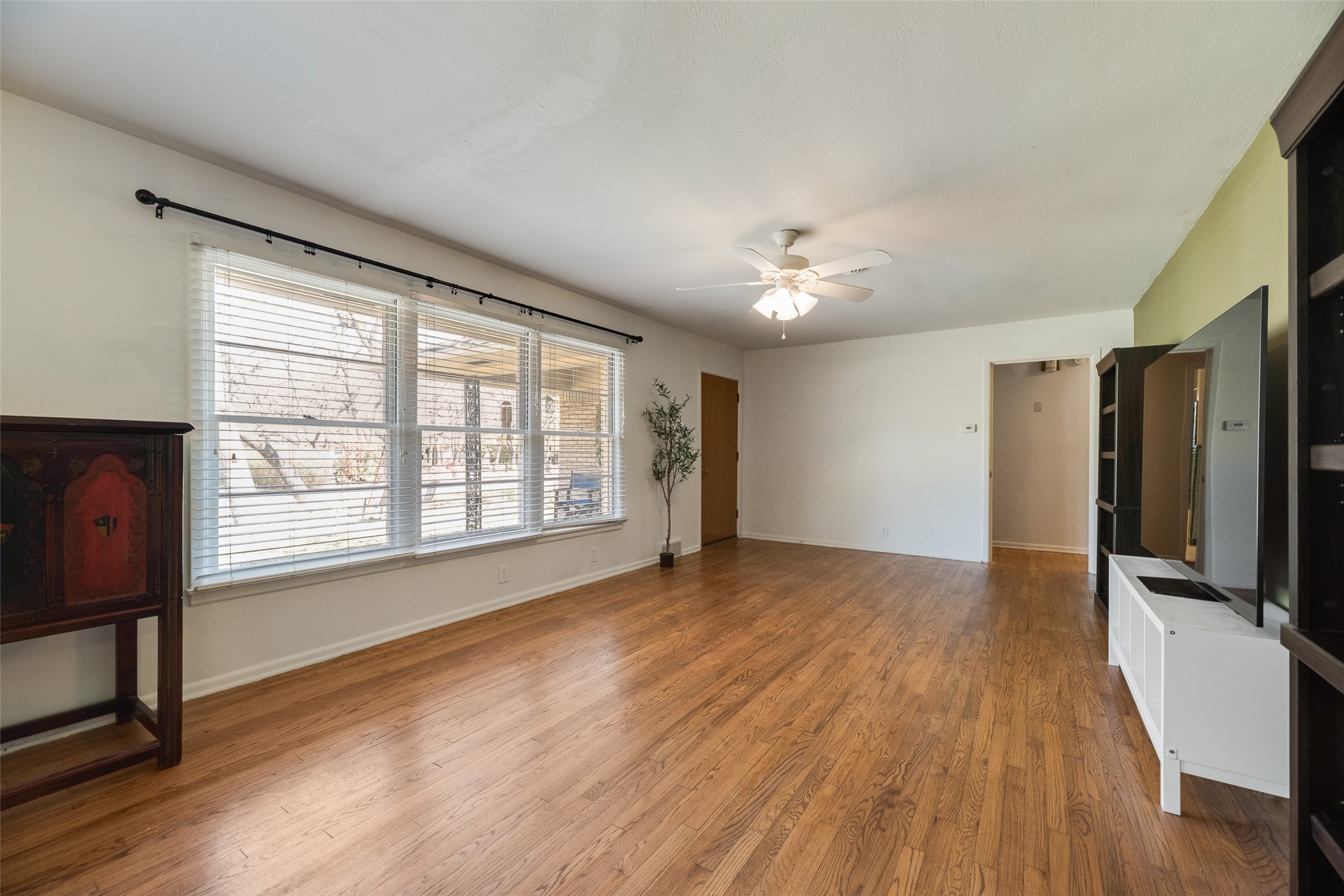 1610 Laurelwood Drive, Denton, TX, 76209