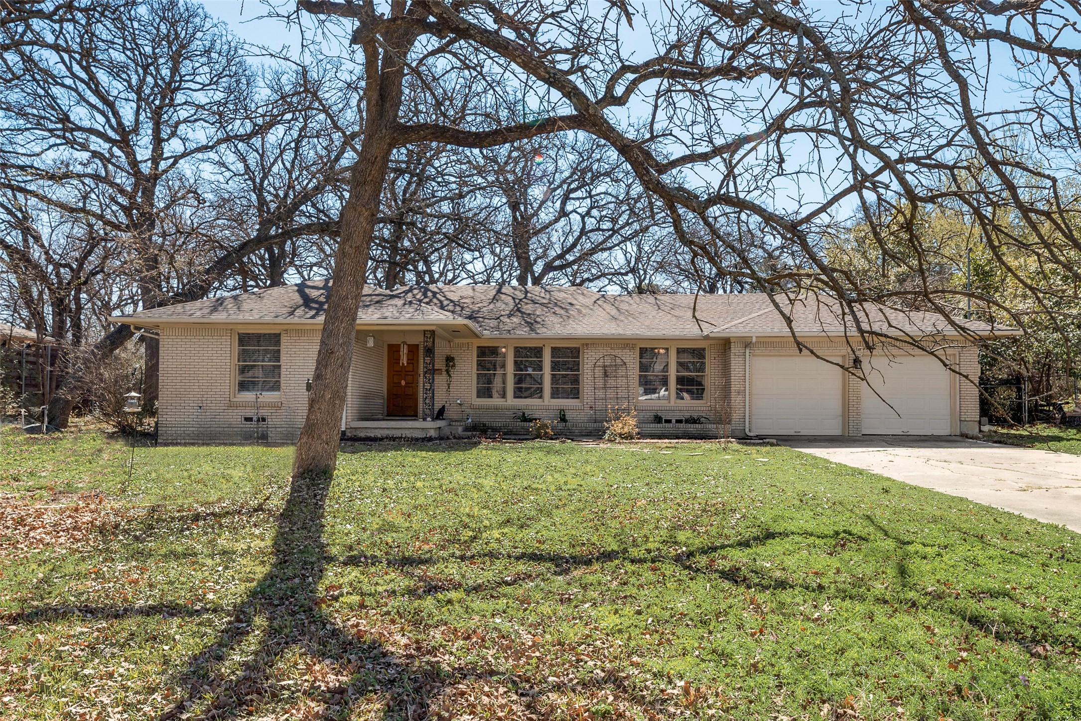 1610 Laurelwood Drive, Denton, TX, 76209