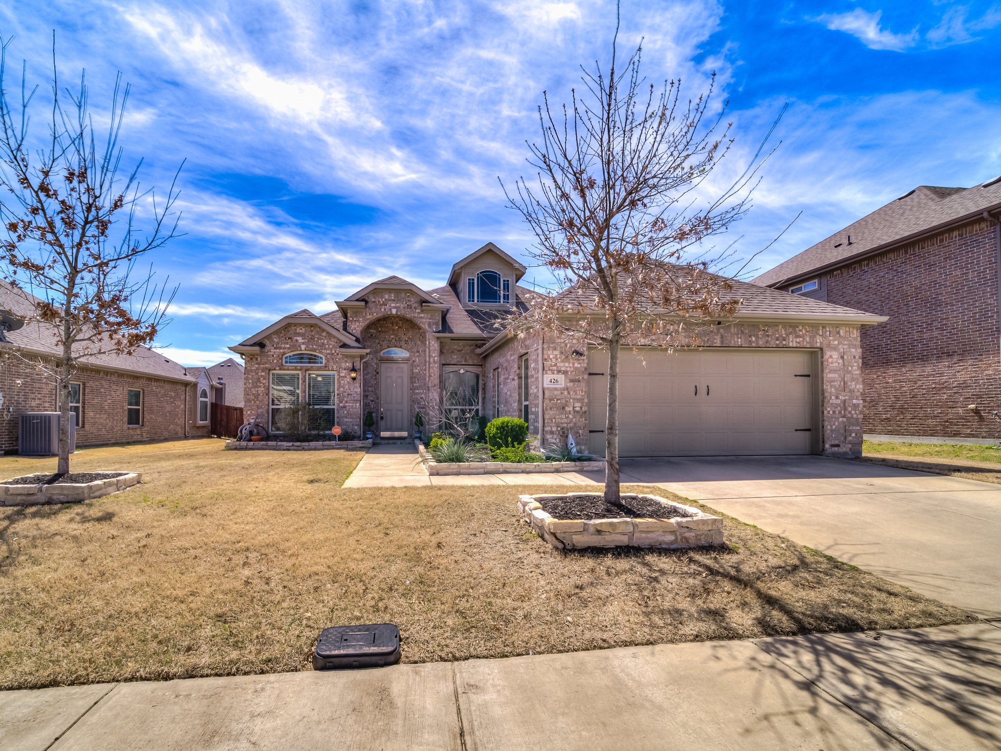 Property photo 02 of 426 Brook Meadow Drive, Midlothian, TX 76065 | MLS #21194443