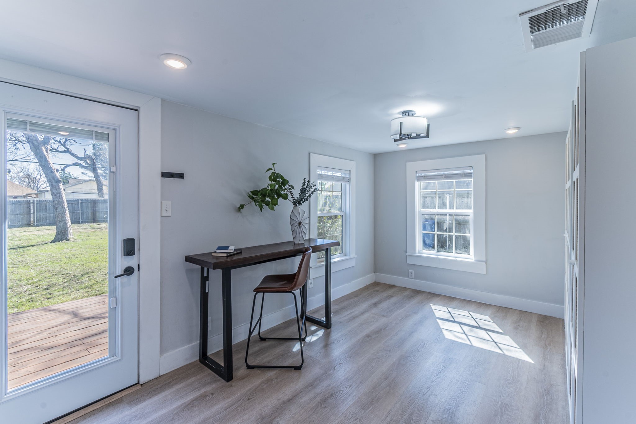 922 S Waverly Drive, Dallas, TX, 75208