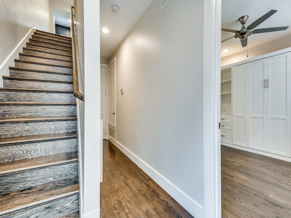 Property photo 04 of 3108 Sunny Brae Drive, Dallas, TX 75204 | MLS #21195457