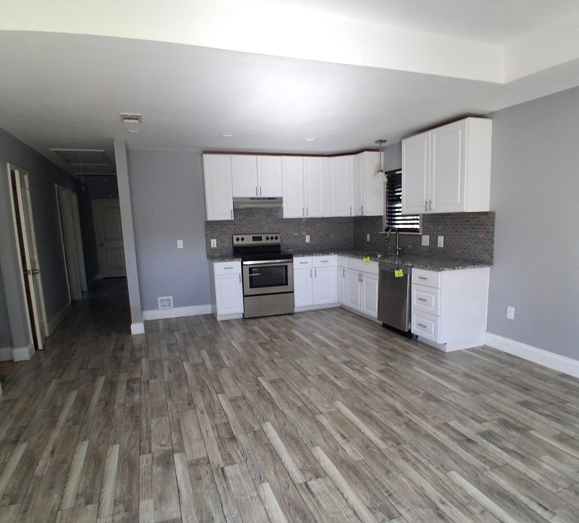 Property photo 02 of 1102 Hemphill Street, Greenville, TX 75401 | MLS #21195560