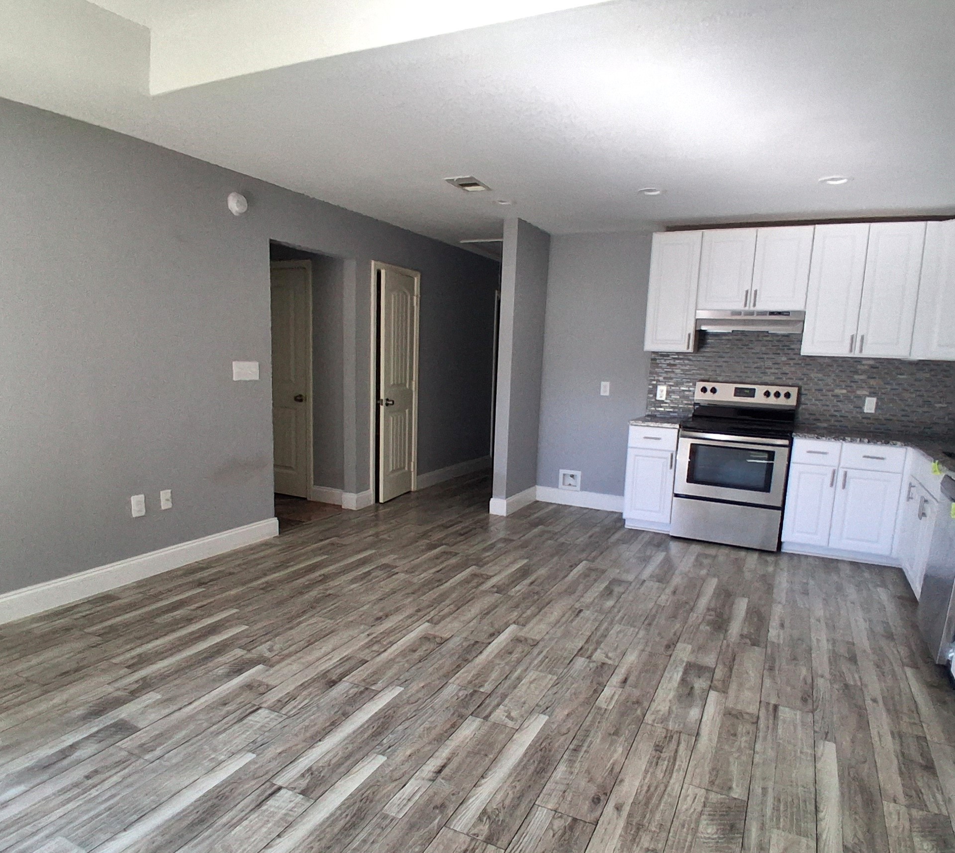 Property photo 03 of 1102 Hemphill Street, Greenville, TX 75401 | MLS #21195560
